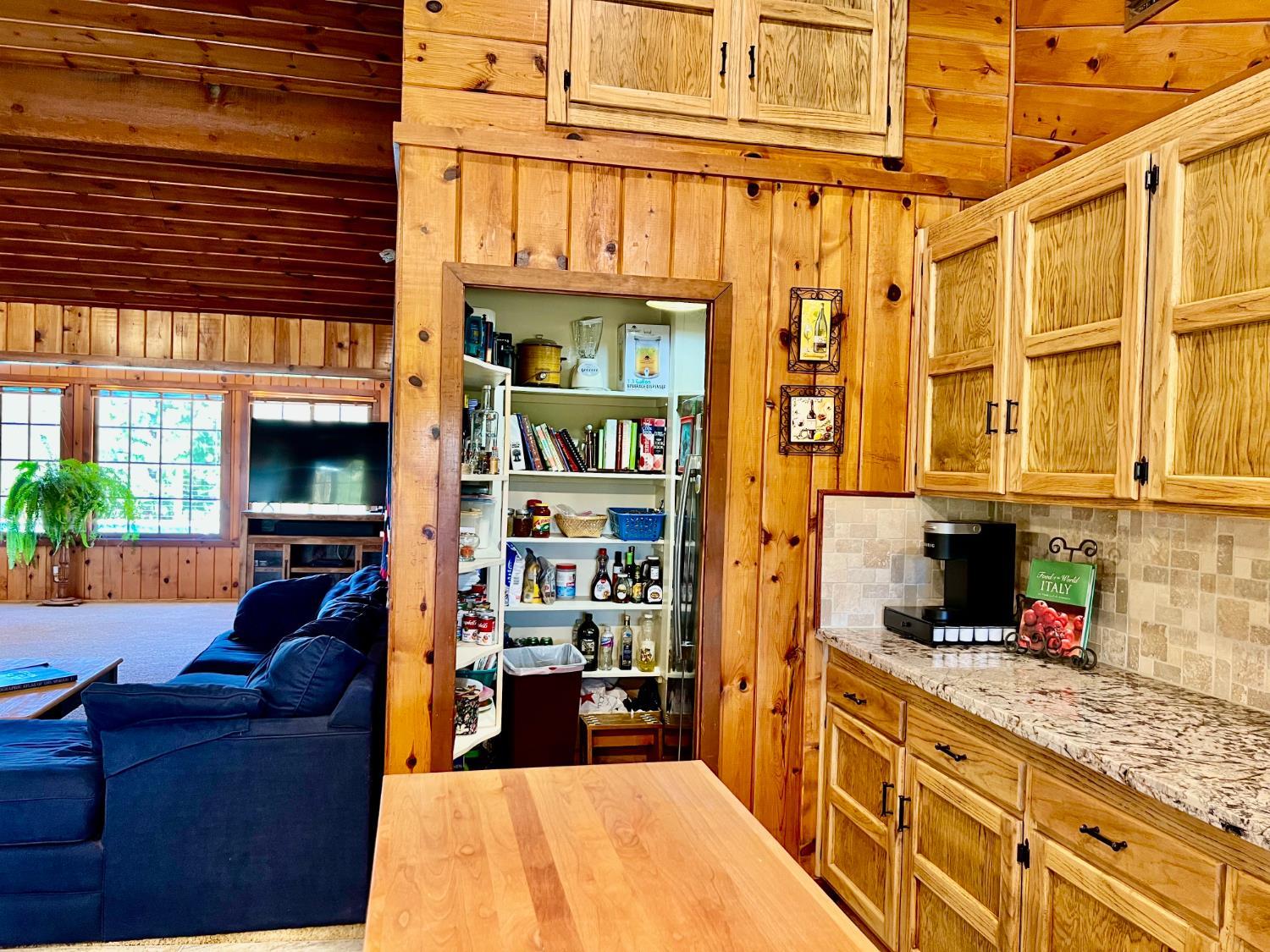 North Fork, California, 93643, United States, 3 Bedrooms Bedrooms, ,2 BathroomsBathrooms,Residential,For Sale,1977049