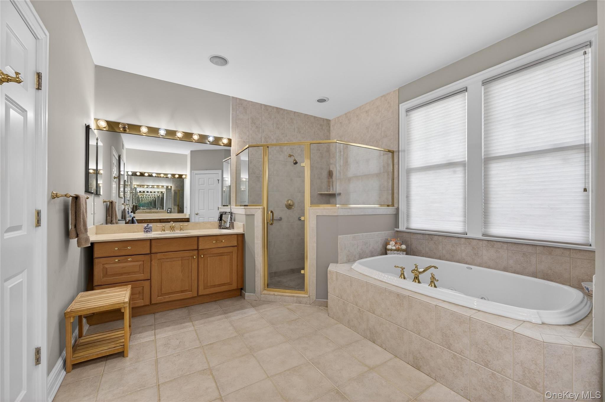  62 Pembroke Drive, Glen Cove, NY, 11542 - 物件實景