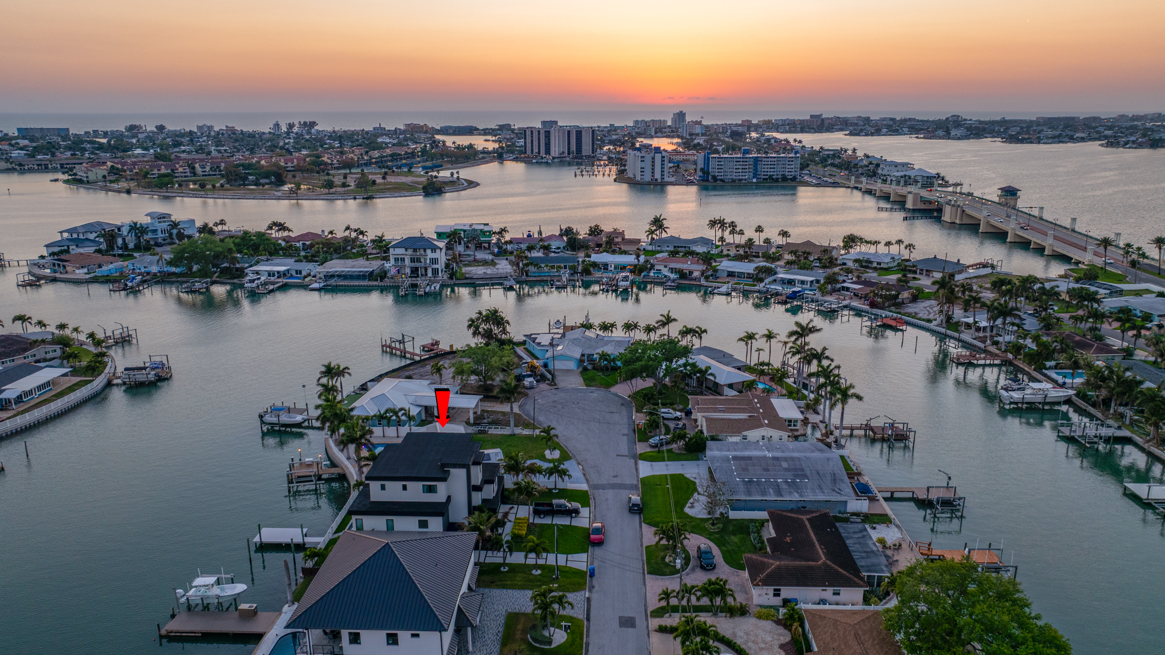 St Petersburg, Florida, 33707, United States, 3 Bedrooms Bedrooms, ,2 BathroomsBathrooms,Residential,For Sale,2034838