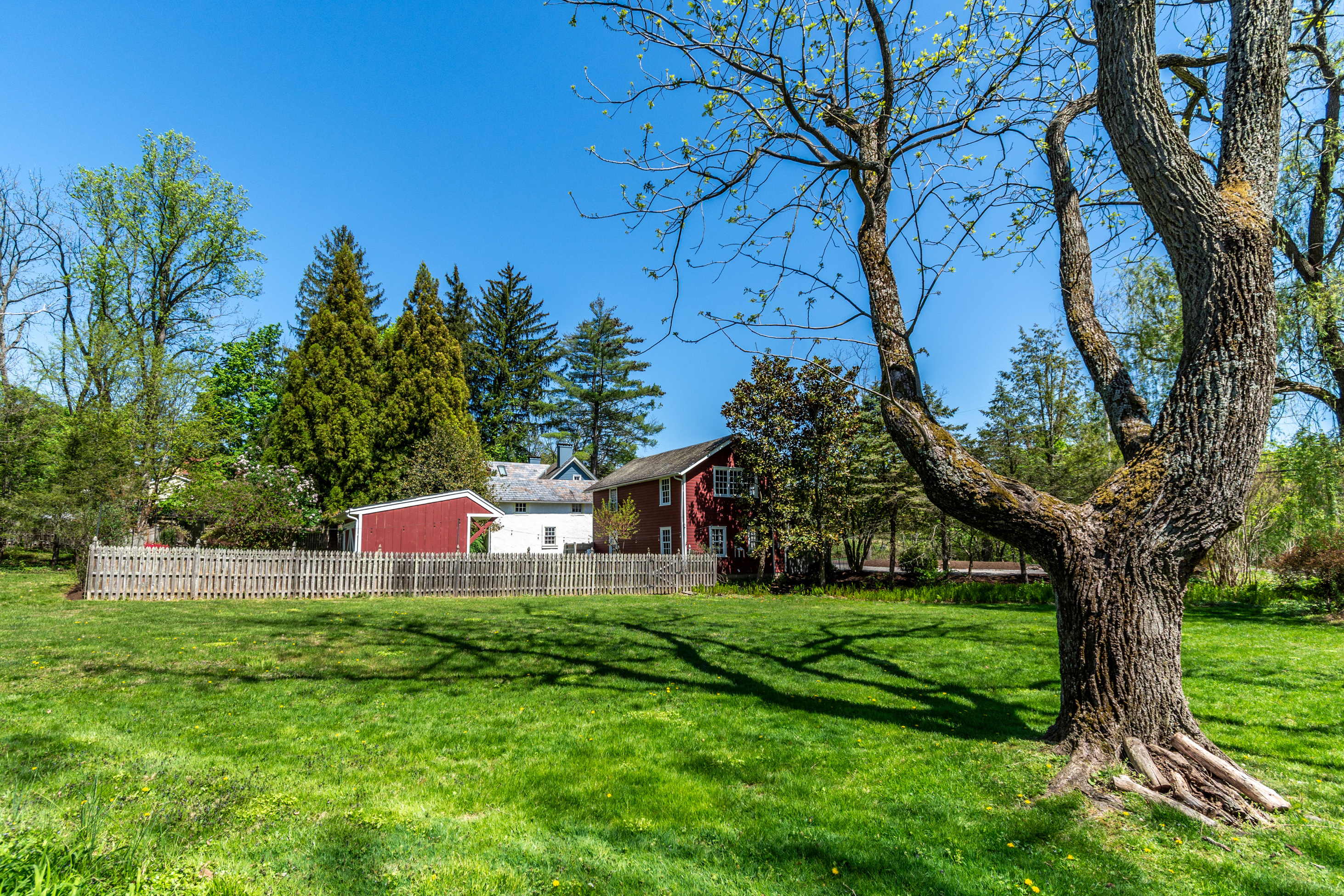  Historic New Hope Home with Updated Pool, Heated Studio, and Bucks County Charm - 物件實景