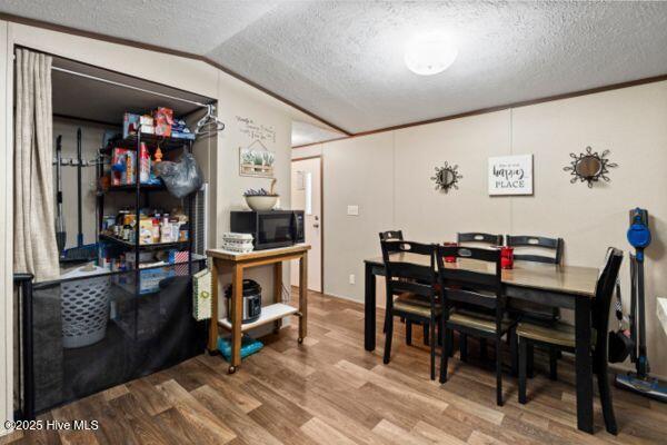Burgaw, North Carolina, 28425, United States, 3 Bedrooms Bedrooms, ,2 BathroomsBathrooms,Residential,For Sale,1910995