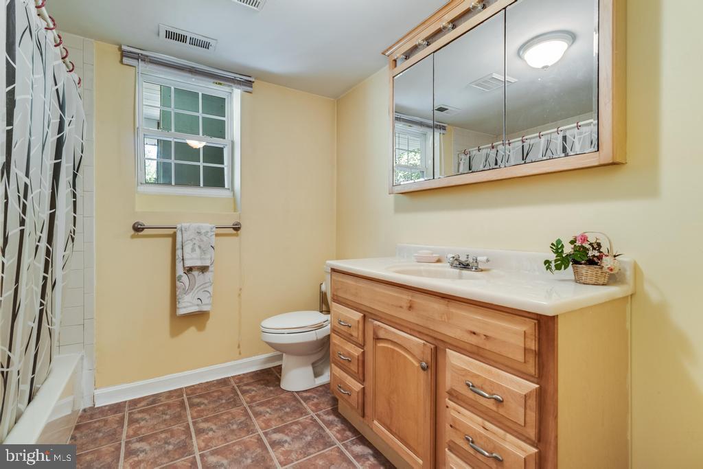 Hughesville, Maryland, 20637, United States, 3 Bedrooms Bedrooms, ,2 BathroomsBathrooms,Residential,For Sale,1937759