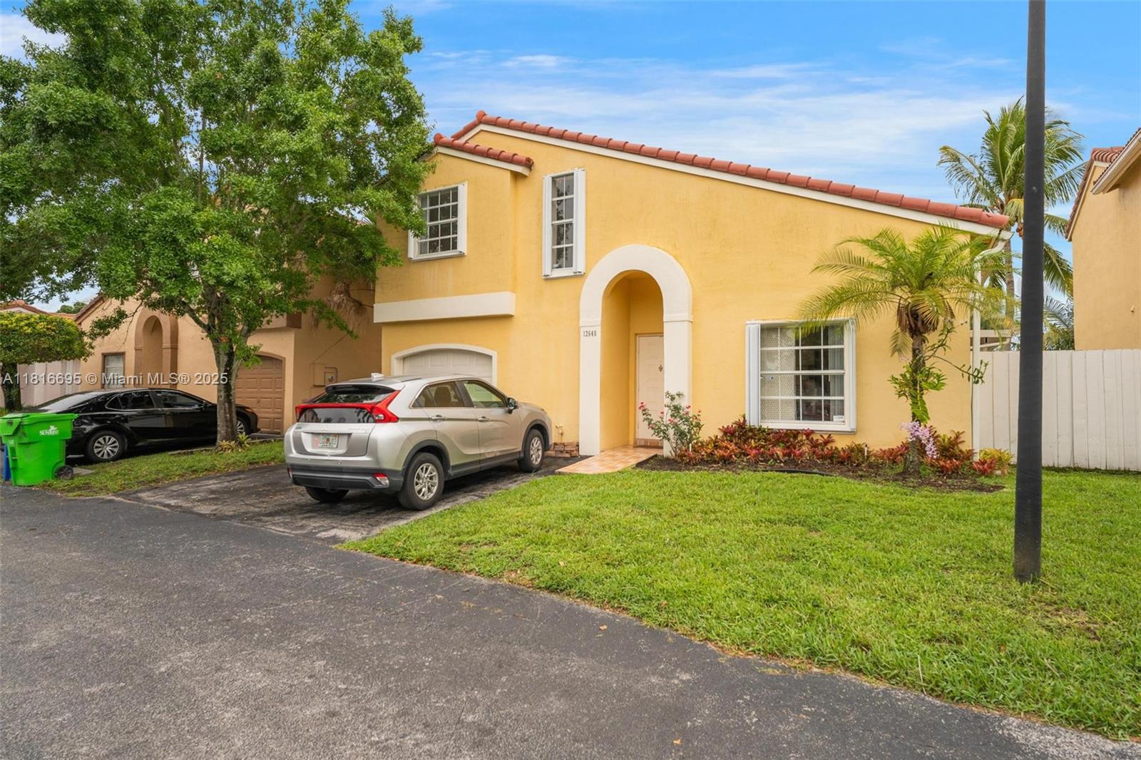 Sunrise, Florida, 33323, United States, 3 Bedrooms Bedrooms, ,3 BathroomsBathrooms,Residential,For Sale,1848108