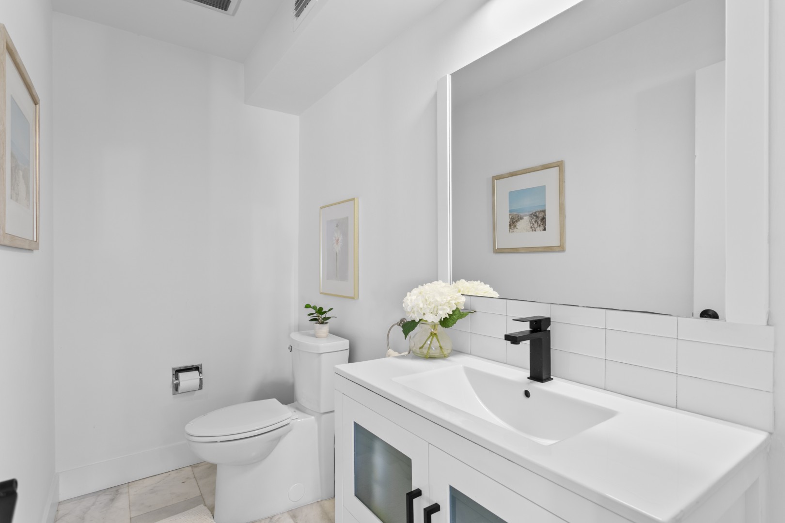 Tampa, Florida, 33629, United States, 4 Bedrooms Bedrooms, ,5 BathroomsBathrooms,Residential,For Sale,2010401