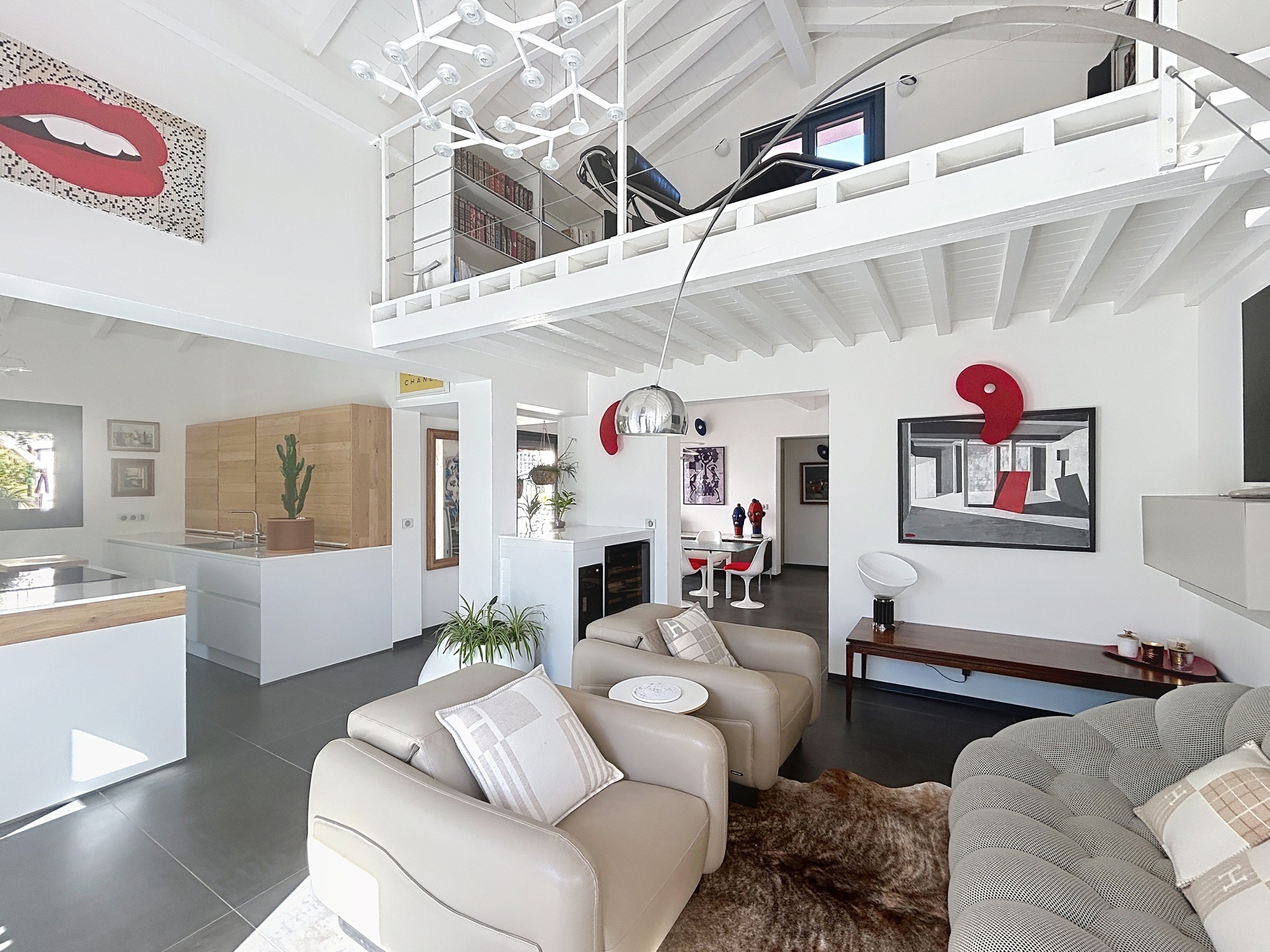 SAINT-JEAN-DE-LUZ – Renovated house with guest house - 物件實景
