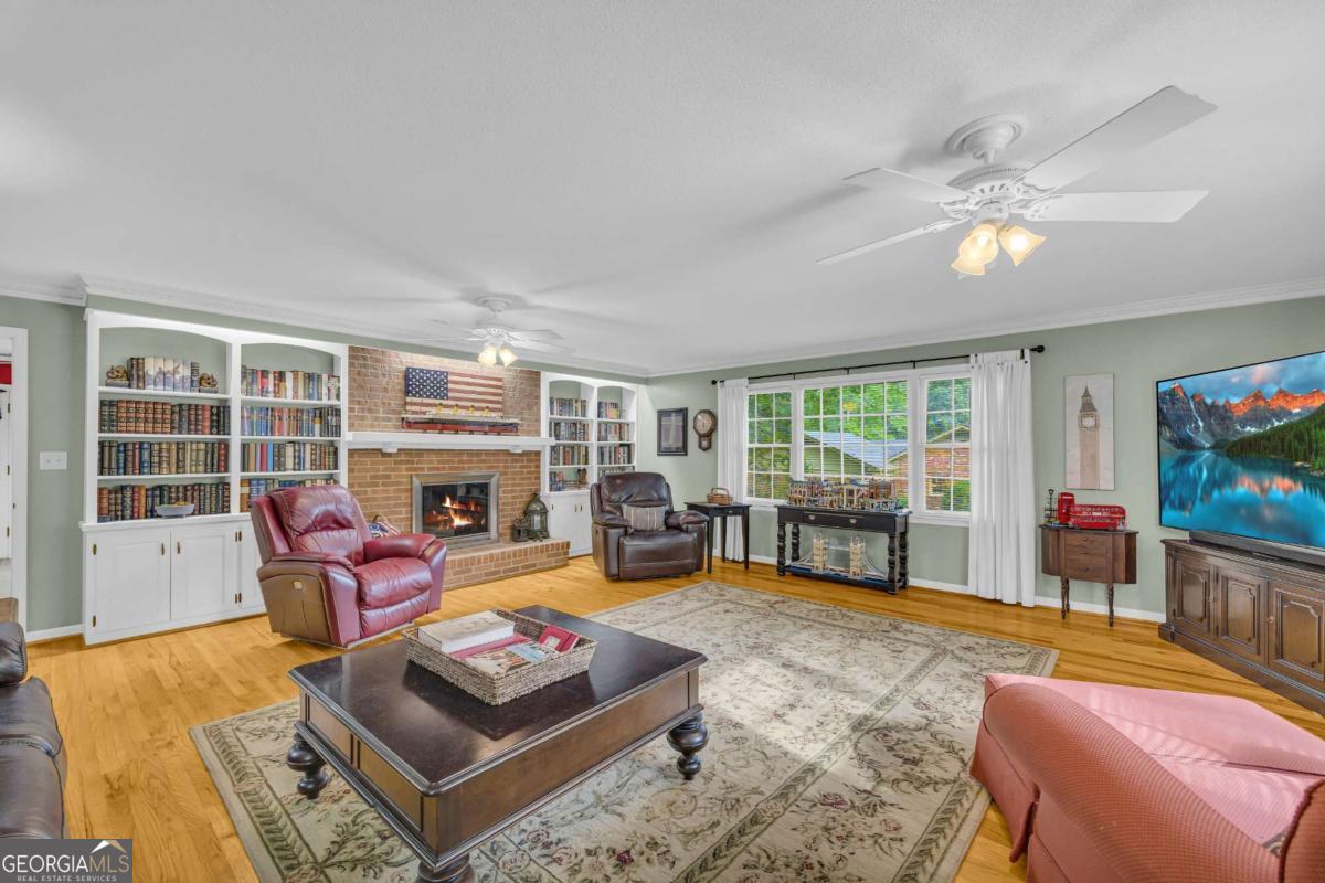 Athens, Georgia, 30606, United States, 5 Bedrooms Bedrooms, ,3 BathroomsBathrooms,Residential,For Sale,1896838