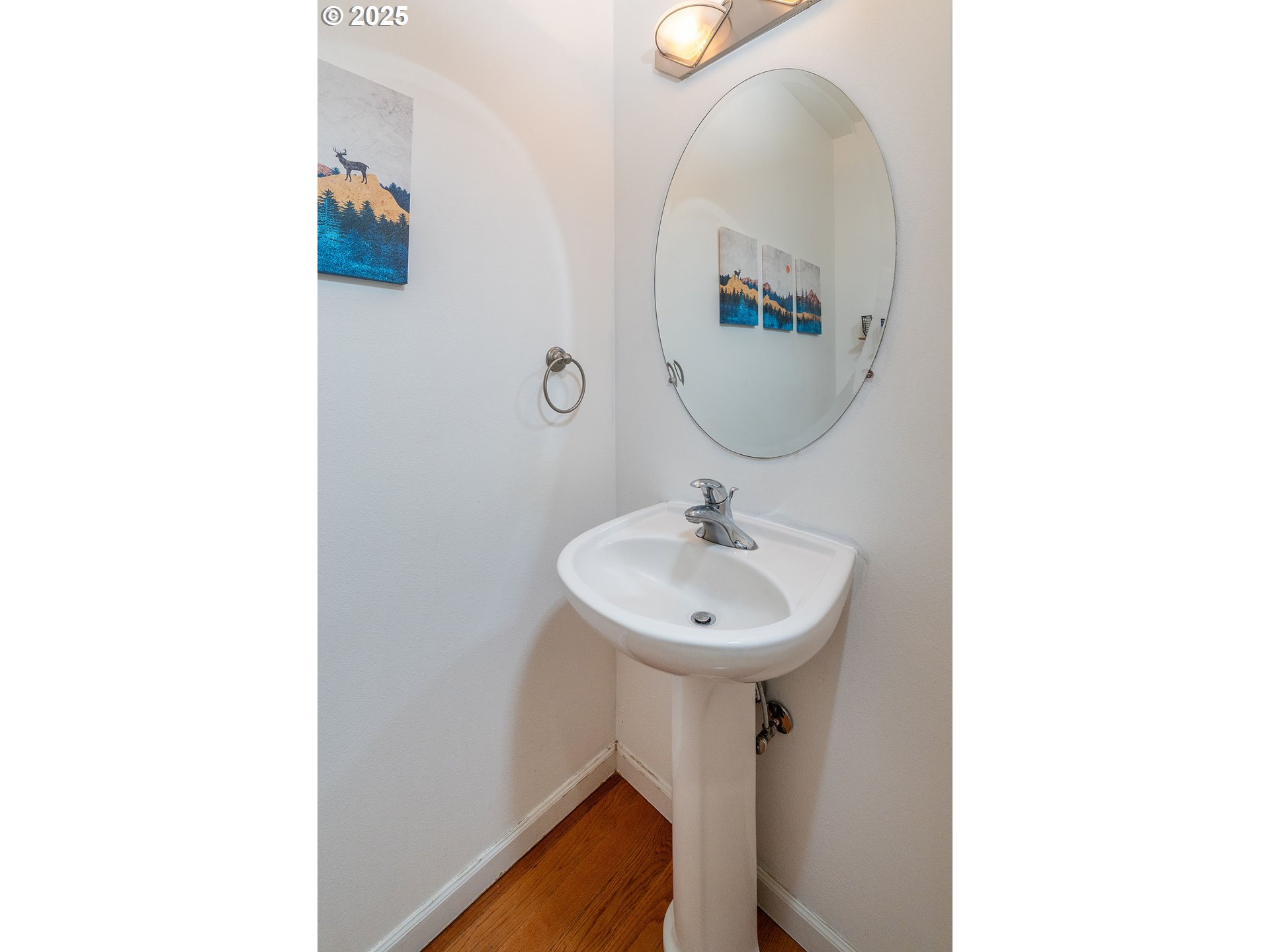 Bend, Oregon, 97701, United States, 3 Bedrooms Bedrooms, ,2 BathroomsBathrooms,Residential,For Sale,1993105