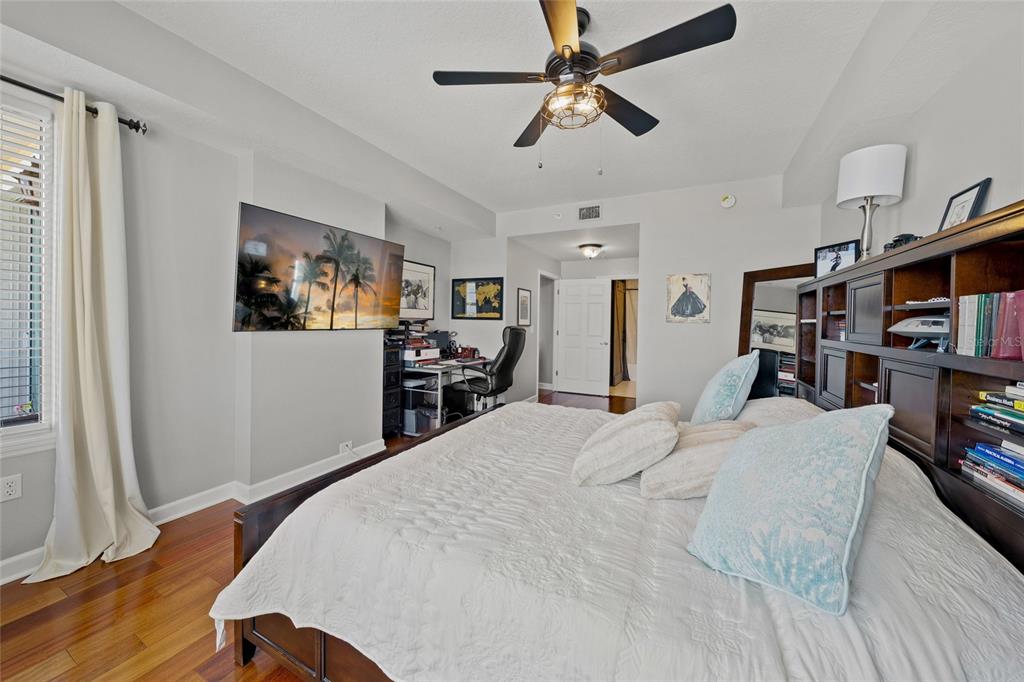 Sarasota, Florida, 34236, United States, 2 Bedrooms Bedrooms, ,2 BathroomsBathrooms,Residential,For Sale,1737963