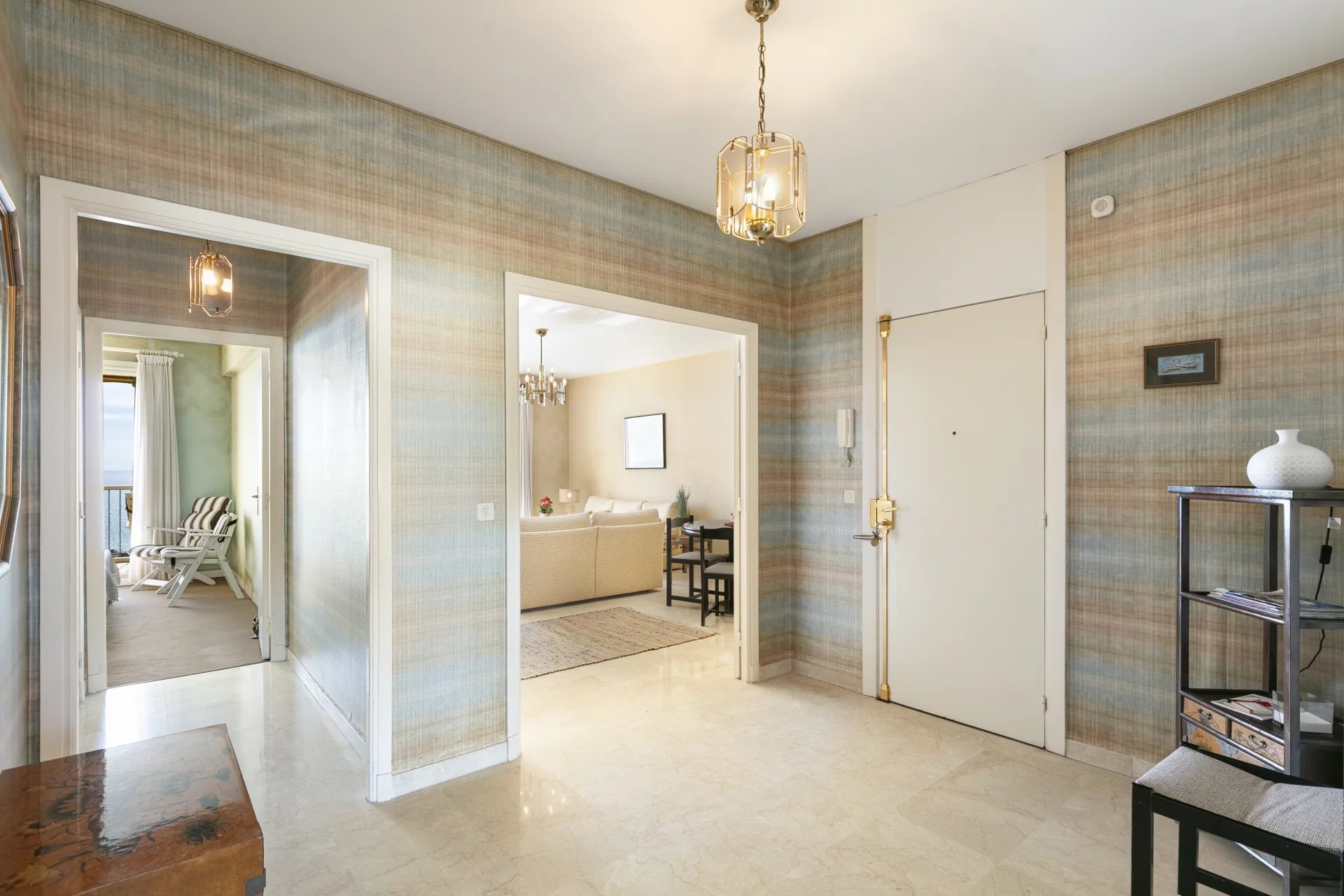 Nice, Provence-Alpes-Côte d’Azur, 06000, FR, 2 Bedrooms Bedrooms, ,2 BathroomsBathrooms,Residential,For Sale,1949633