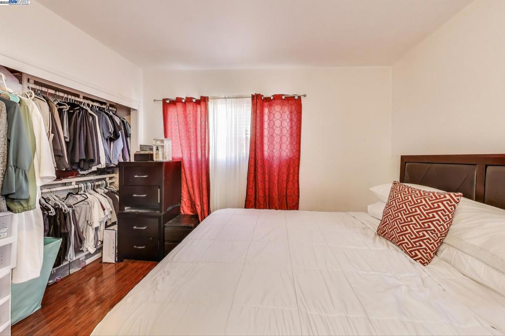 Hayward, California, 94544, United States, 3 Bedrooms Bedrooms, ,2 BathroomsBathrooms,Residential,For Sale,1938339