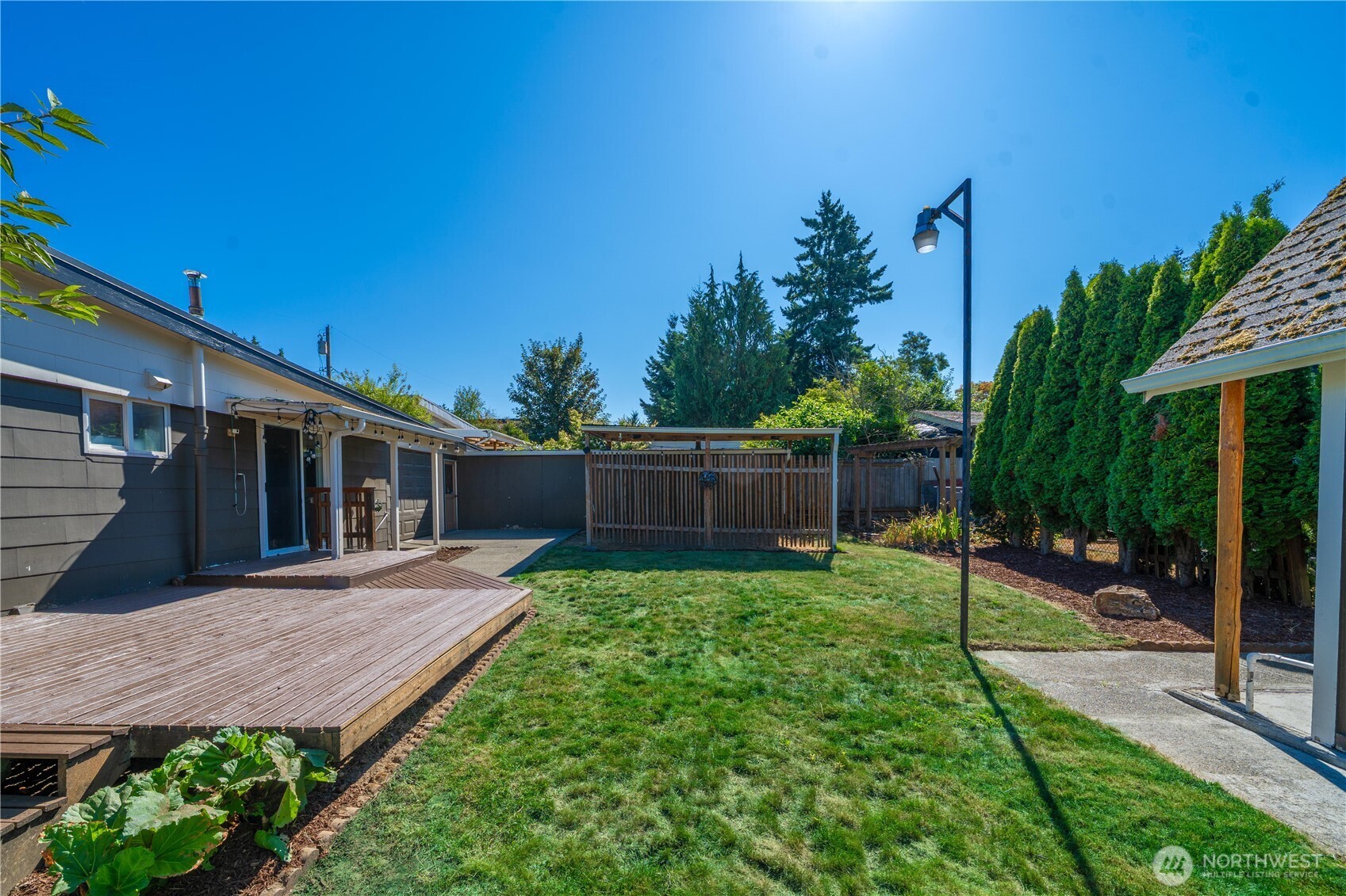Renton, Washington, 98056, United States, 2 Bedrooms Bedrooms, ,1 BathroomBathrooms,Residential,For Sale,1907773