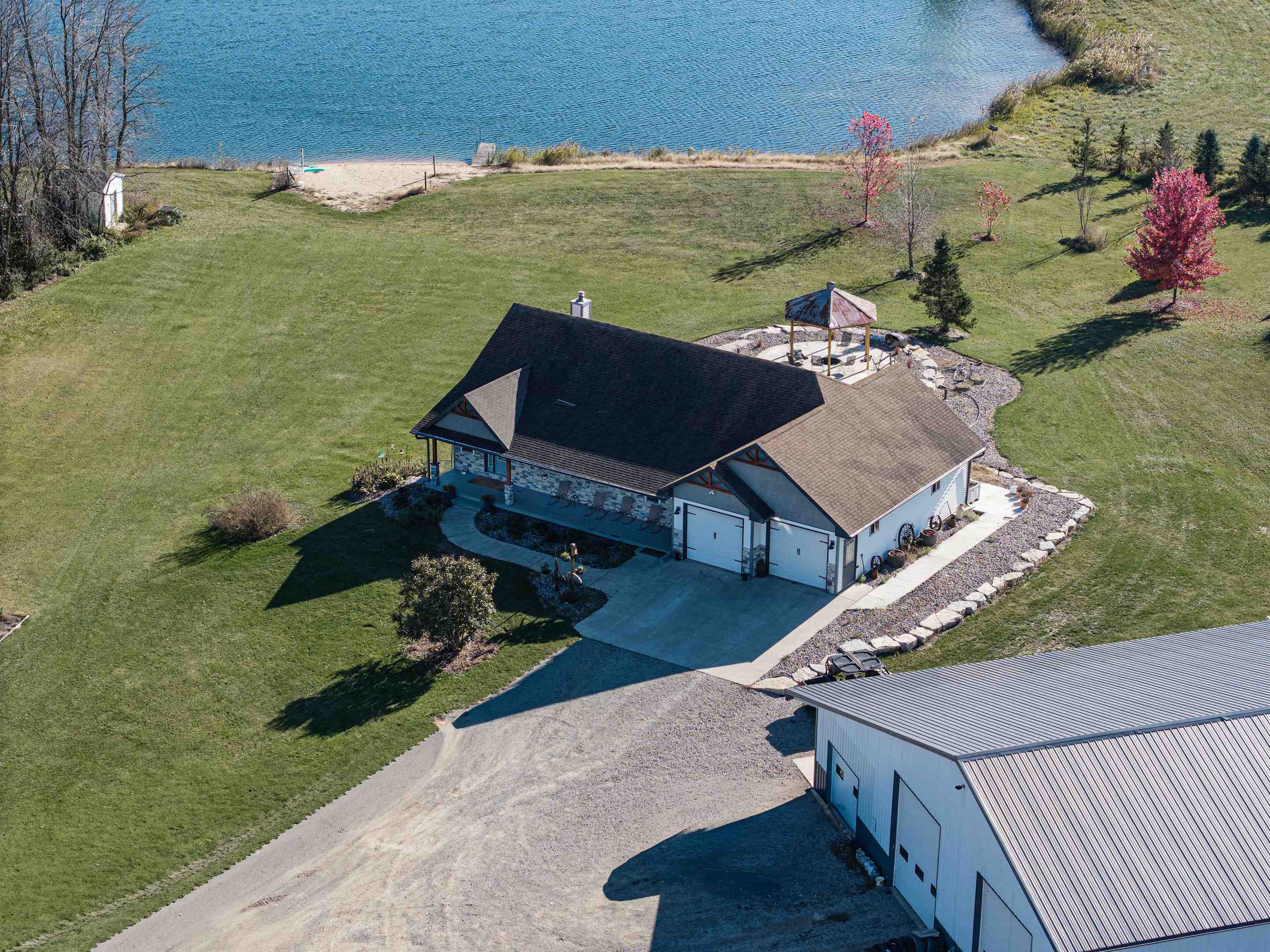 Pulaski, Wisconsin, 54162, United States, 3 Bedrooms Bedrooms, ,3 BathroomsBathrooms,Residential,For Sale,1975627