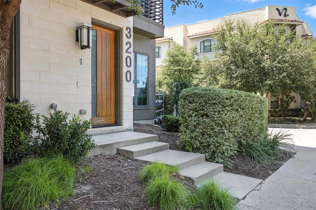 Dallas, Texas, 75204, United States, 3 Bedrooms Bedrooms, ,4 BathroomsBathrooms,Residential,For Sale,1905931