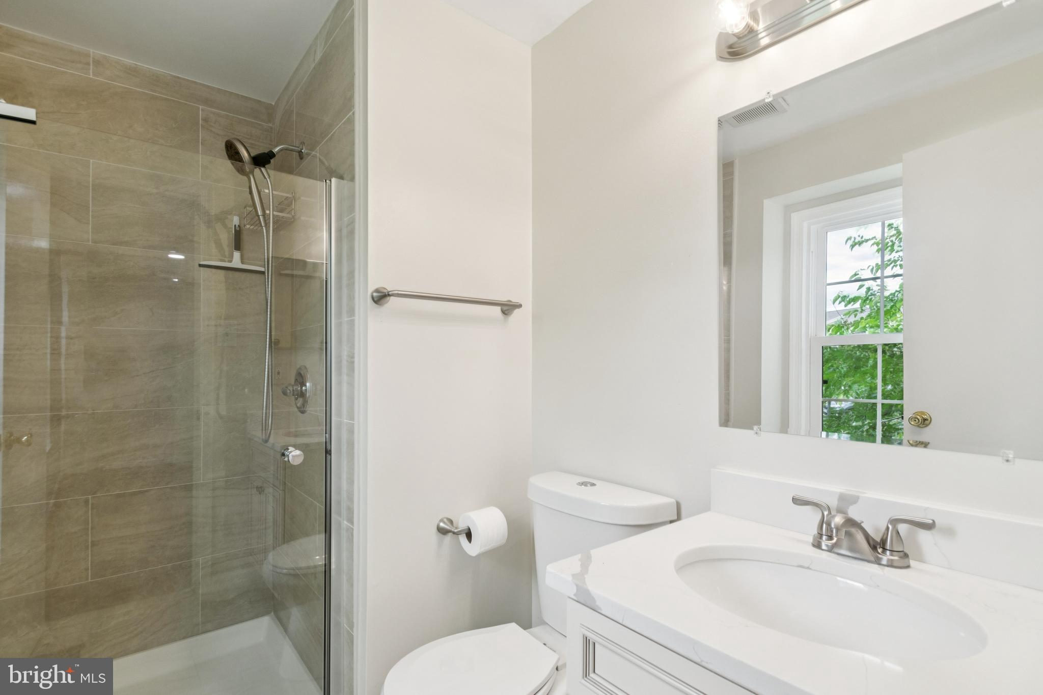 Gaithersburg, Maryland, 20878, United States, 3 Bedrooms Bedrooms, ,3 BathroomsBathrooms,Residential,For Sale,1889859