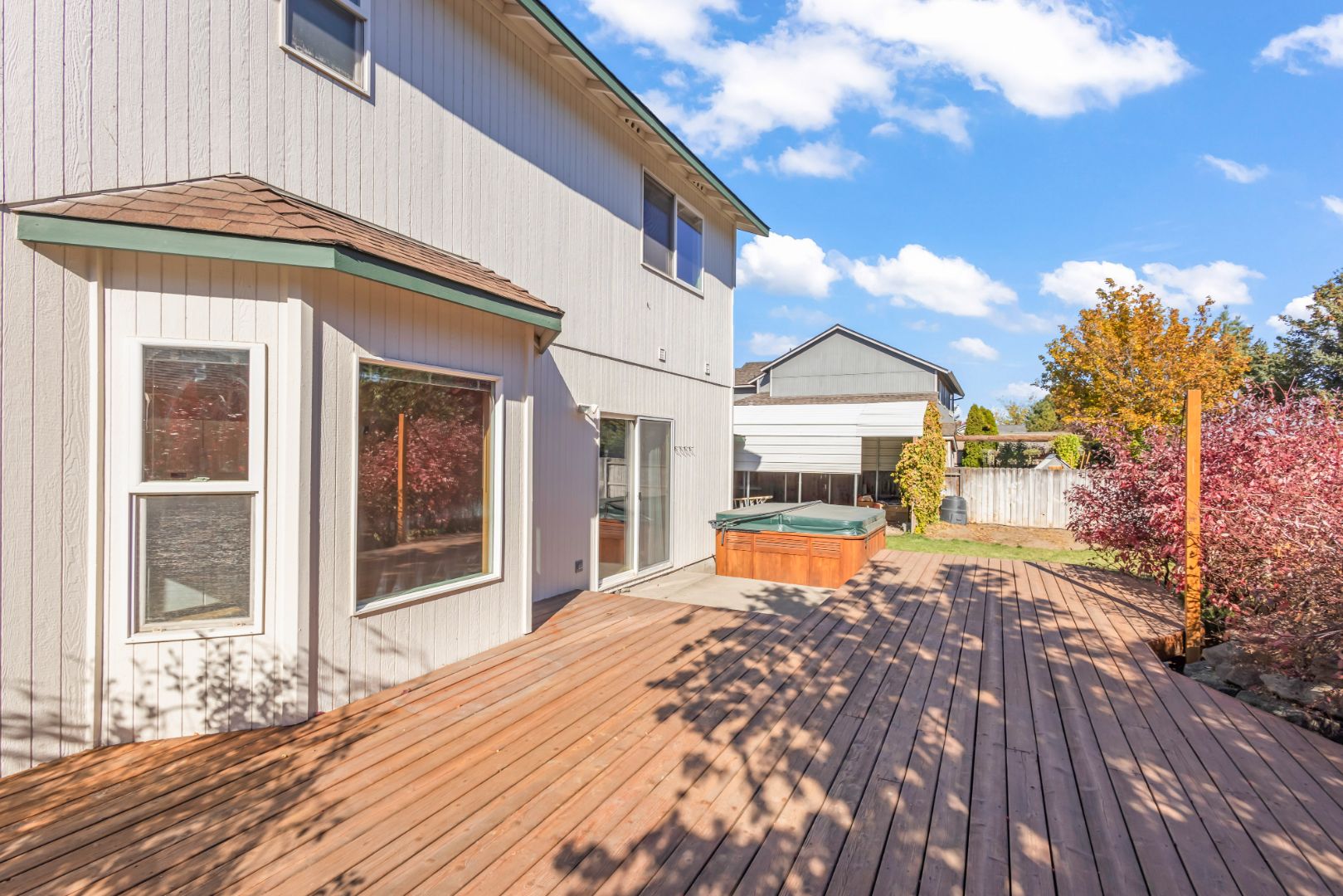 Redmond, Oregon, 97756, United States, 3 Bedrooms Bedrooms, ,3 BathroomsBathrooms,Residential,For Sale,1985077