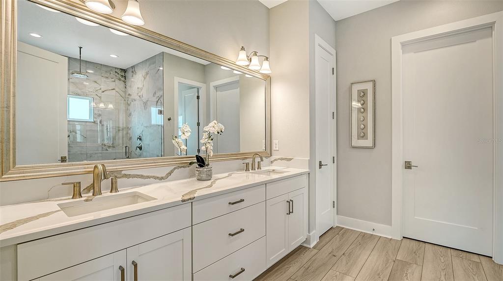 Parrish, Florida, 34219, United States, 3 Bedrooms Bedrooms, ,3 BathroomsBathrooms,Residential,For Sale,1990904