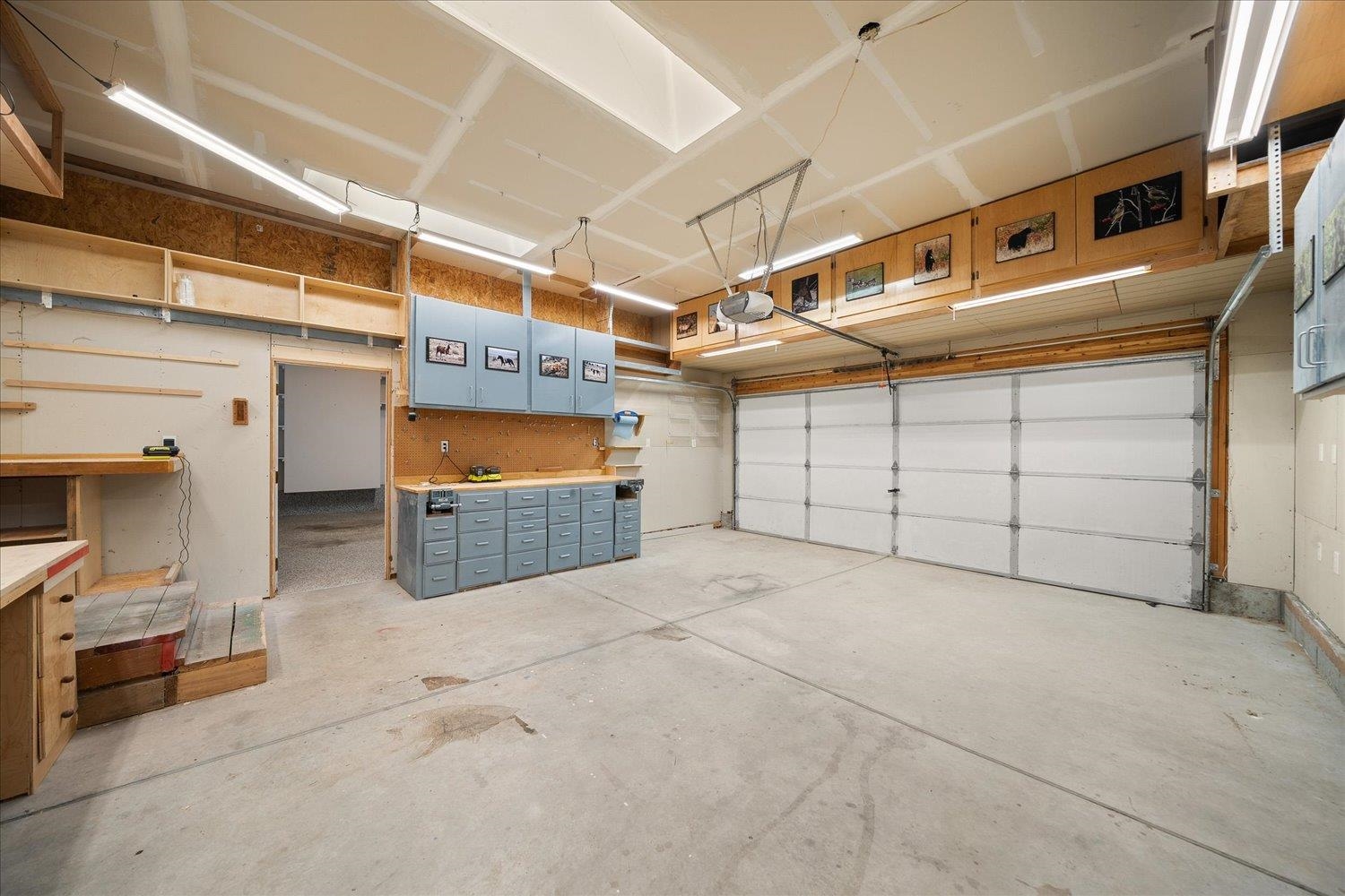 Spokane, Washington, 99212, United States, 6 Bedrooms Bedrooms, ,3 BathroomsBathrooms,Residential,For Sale,2000557