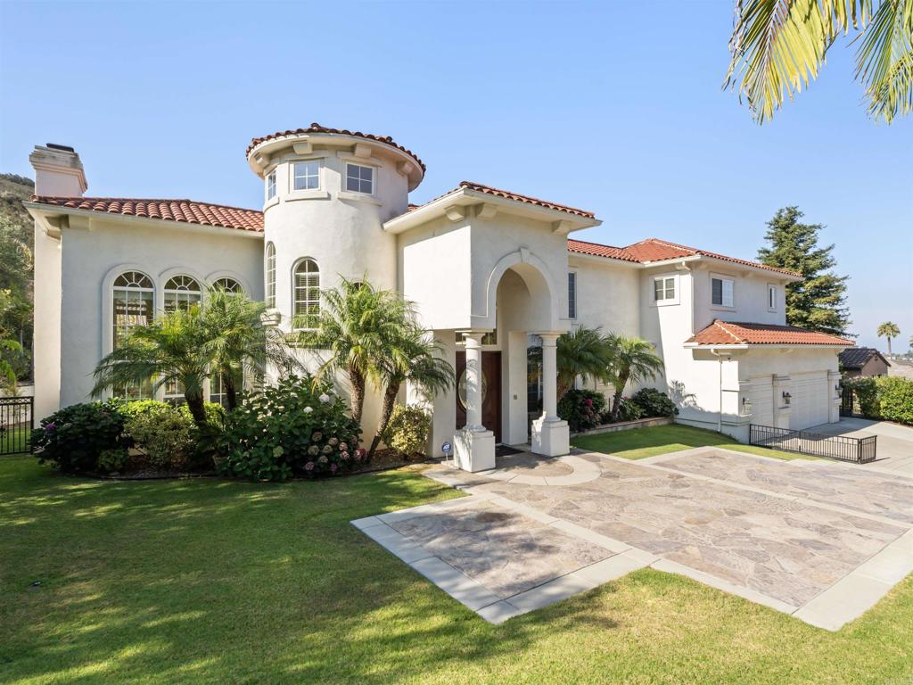 Vista, California, 92084, United States, 5 Bedrooms Bedrooms, ,4 BathroomsBathrooms,Residential,For Sale,1805351