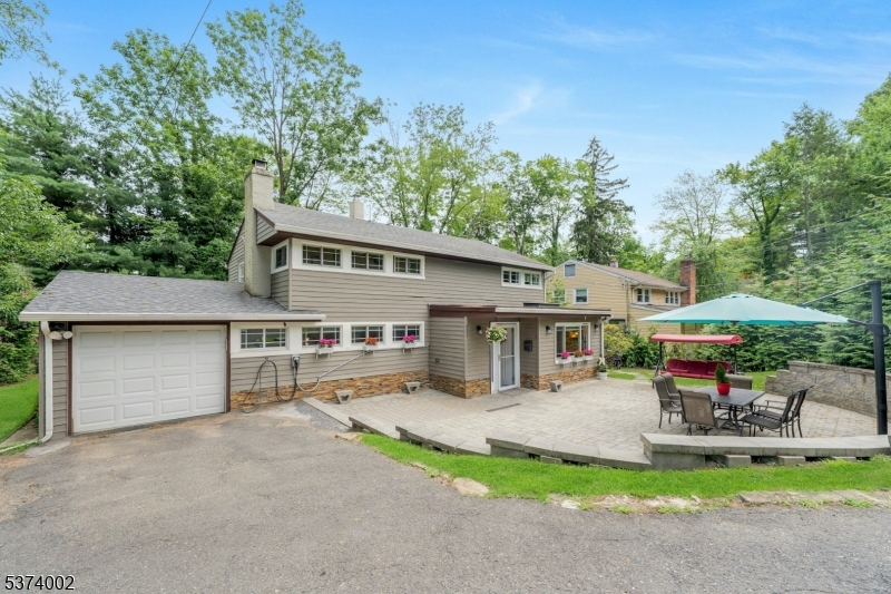 Ridgewood Village, New Jersey, 07450, United States, 4 Bedrooms Bedrooms, ,2 BathroomsBathrooms,Residential,For Sale,1901977