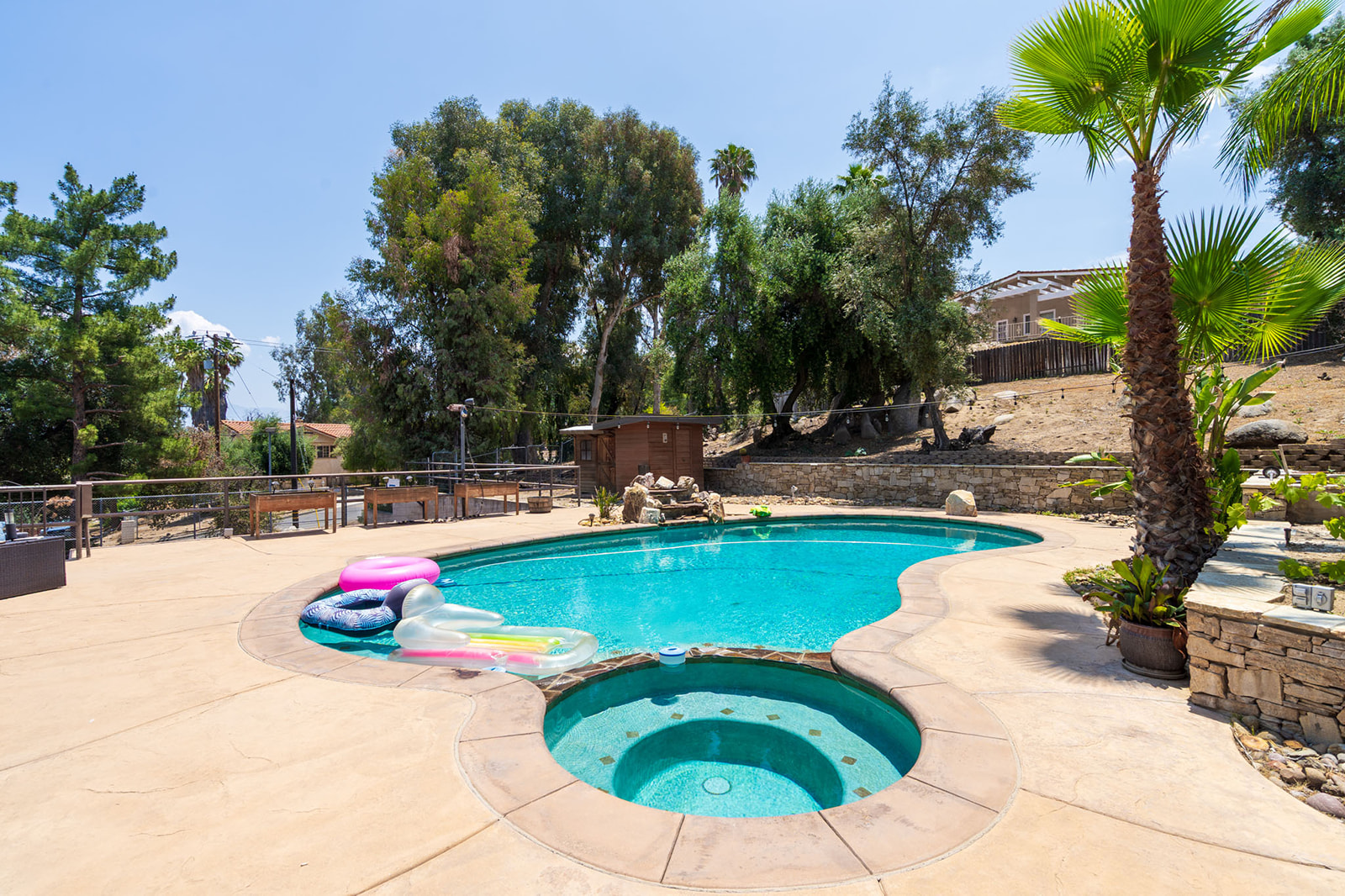 Hemet, California, 92544, United States, 6 Bedrooms Bedrooms, ,6 BathroomsBathrooms,Residential,For Sale,1849818
