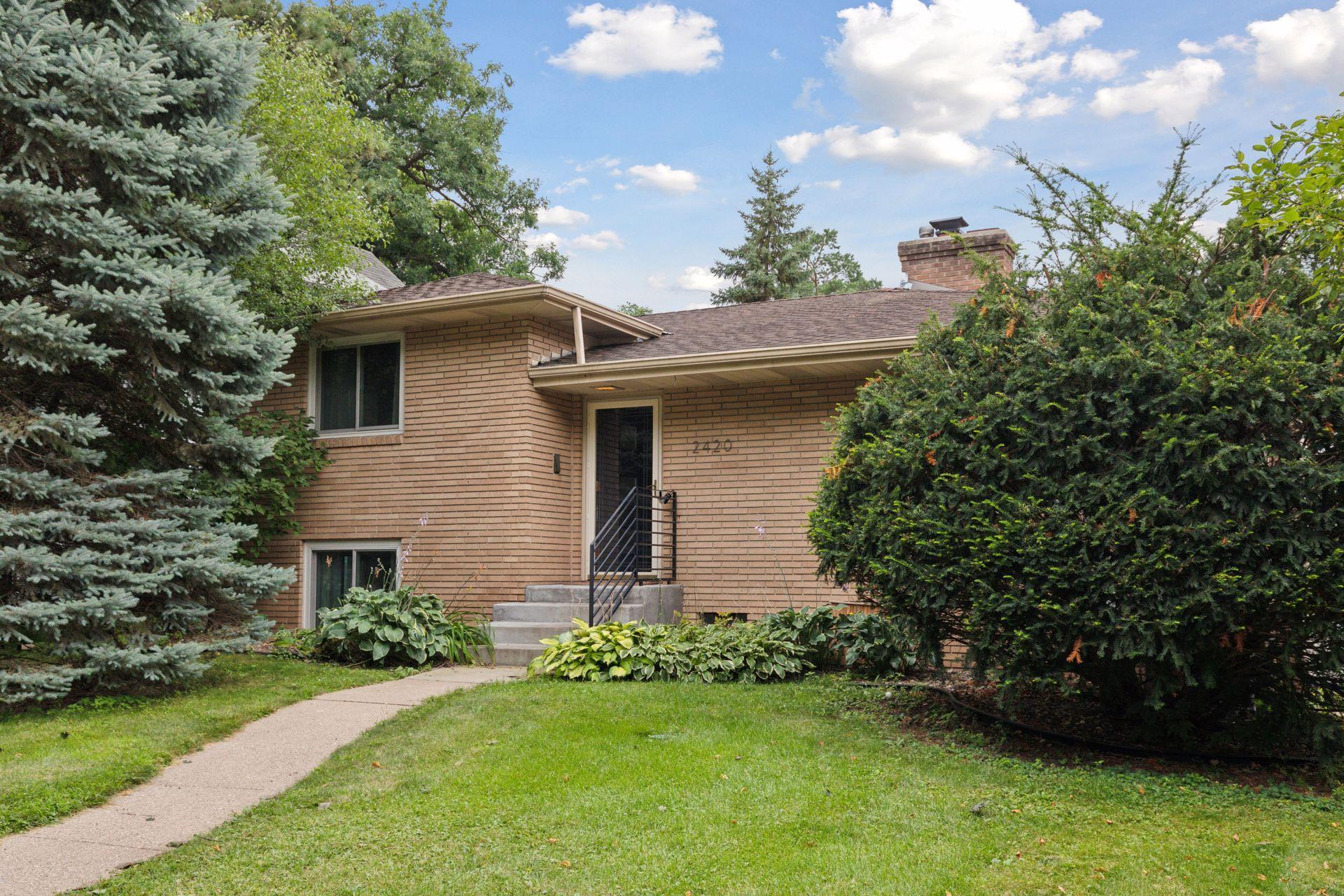 Saint Paul, Minnesota, 55108, United States, 3 Bedrooms Bedrooms, ,1 BathroomBathrooms,Residential,For Sale,1934212