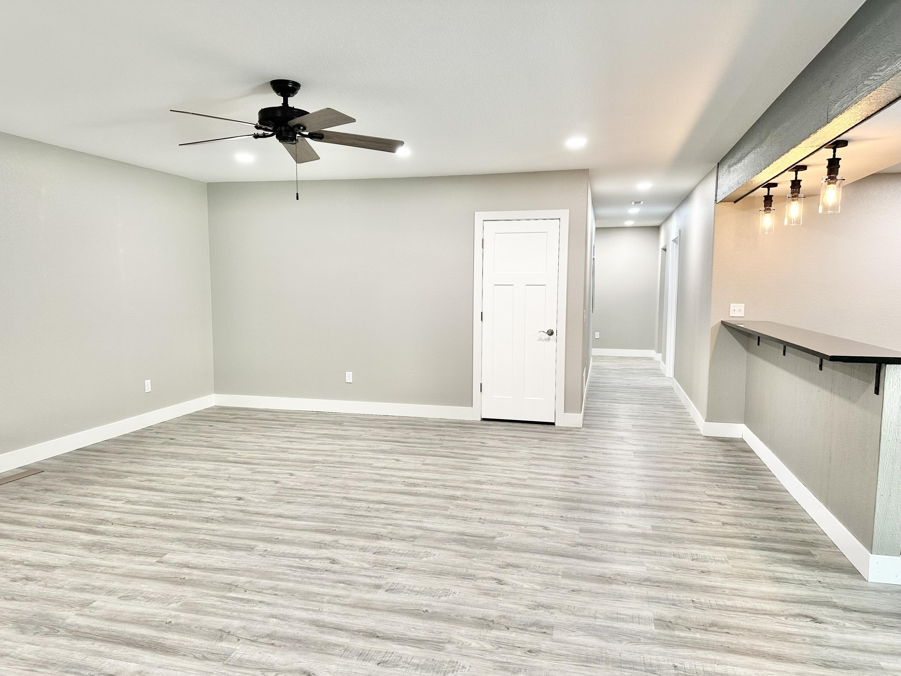 Shell Knob, Missouri, 65747, United States, 5 Bedrooms Bedrooms, ,3 BathroomsBathrooms,Residential,For Sale,1982122