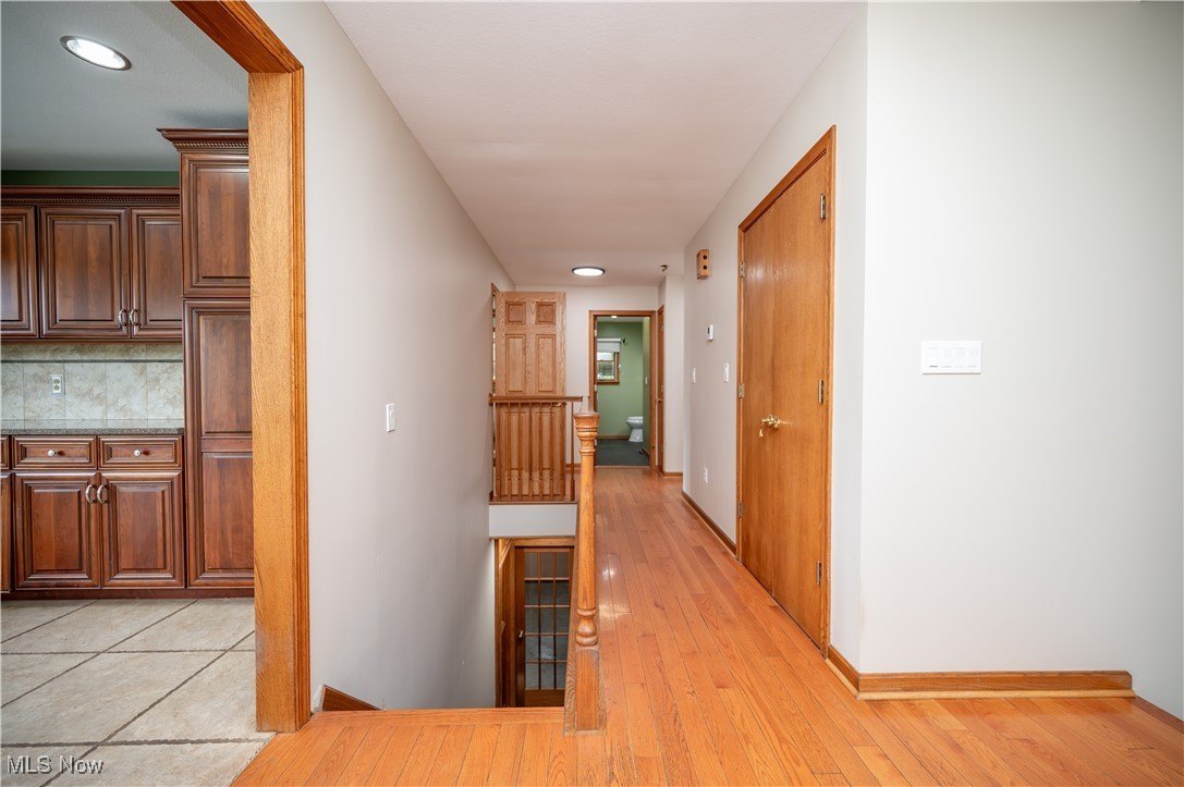 Diamond, Ohio, 44412, United States, 5 Bedrooms Bedrooms, ,5 BathroomsBathrooms,Residential,For Sale,1983781