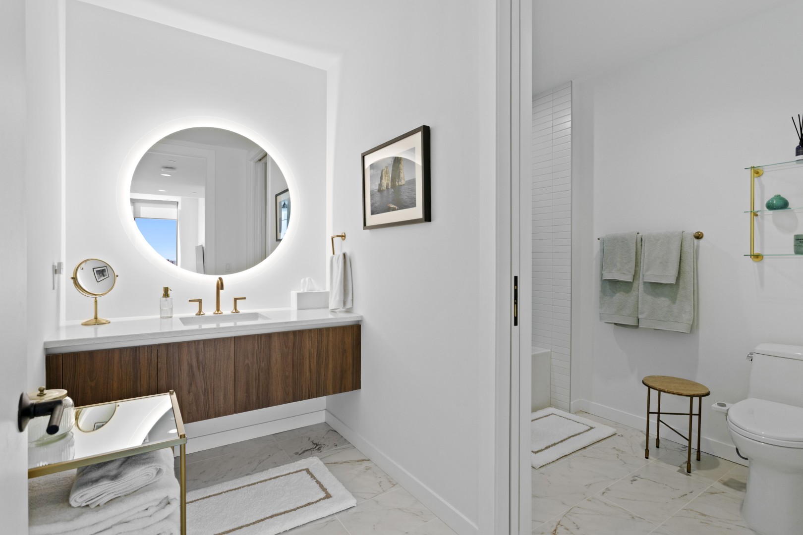 St Petersburg, Florida, 33701, United States, 3 Bedrooms Bedrooms, ,3 BathroomsBathrooms,Residential,For Sale,2018618