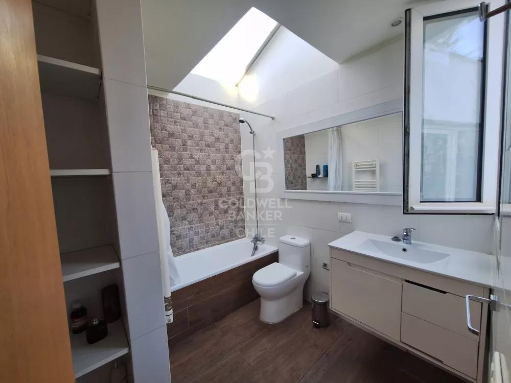 Vitacura, Chile, 5 Bedrooms Bedrooms, ,5 BathroomsBathrooms,Residential,For Sale,1760726
