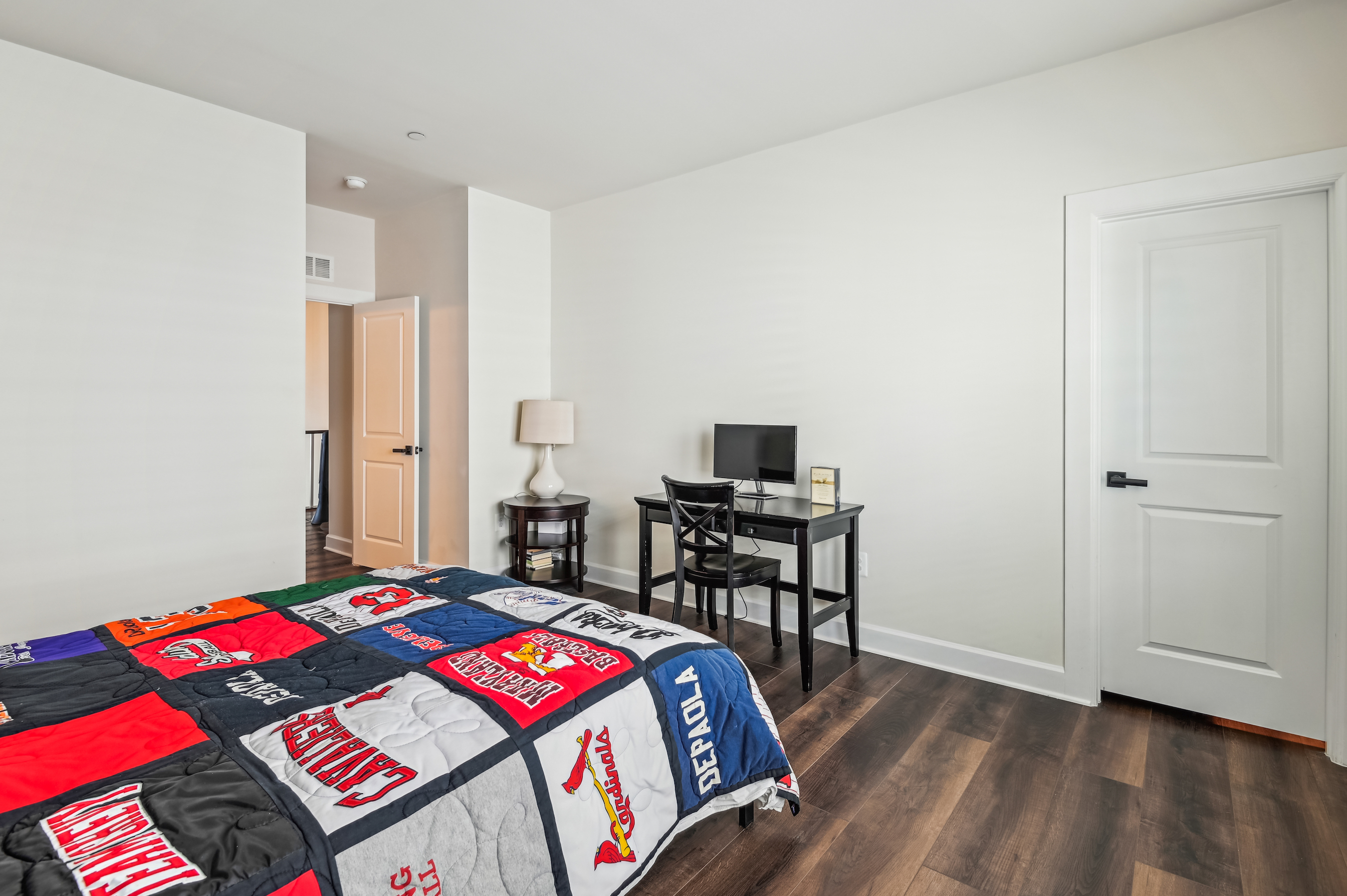  TWO RIVERS - 物件實景