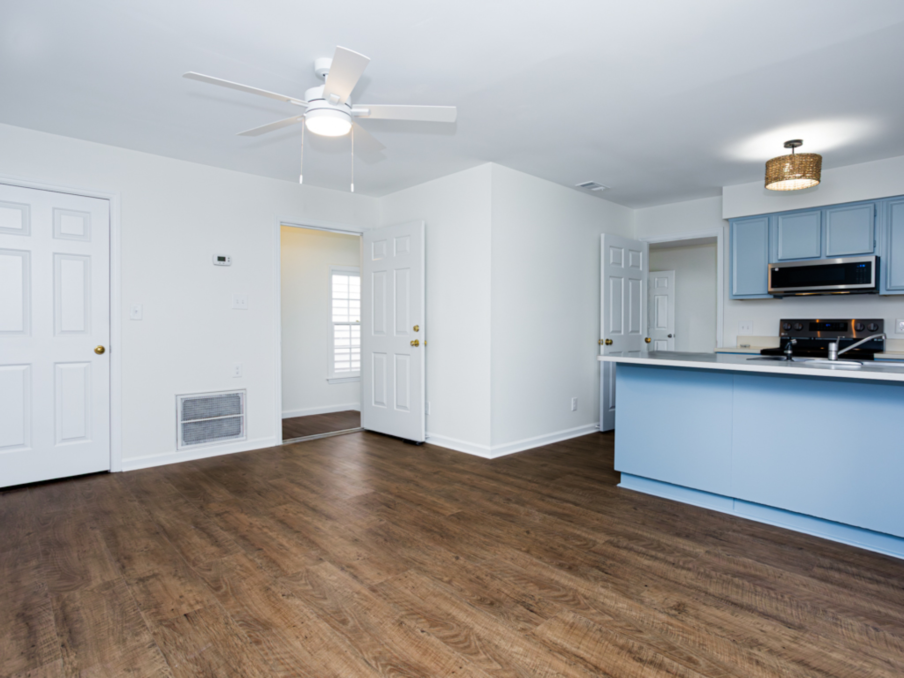  Grand Colonial Estate is Rare Find in the Heart of Midtown - 物件實景