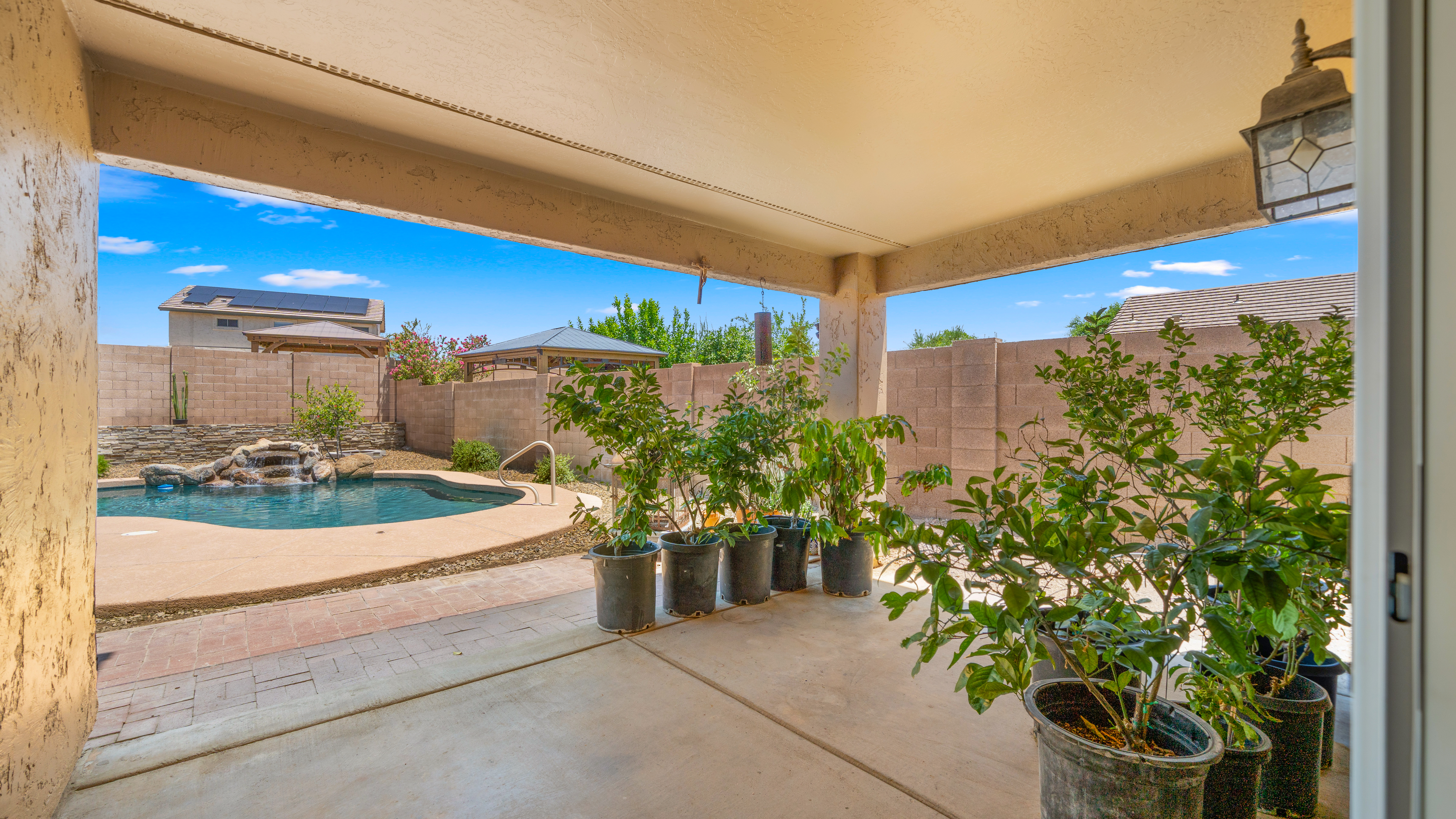  4820 E Melinda Ln¦Phoenix, AZ - 物件實景