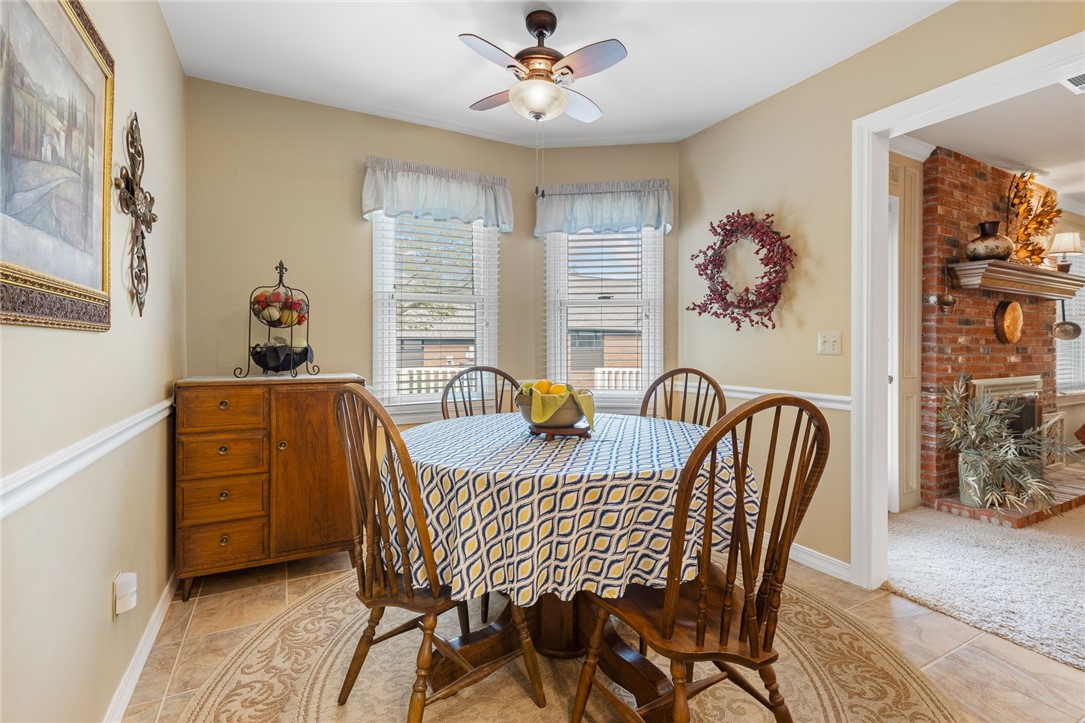 Springdale, Arkansas, 72764, United States, 4 Bedrooms Bedrooms, ,3 BathroomsBathrooms,Residential,For Sale,1804619