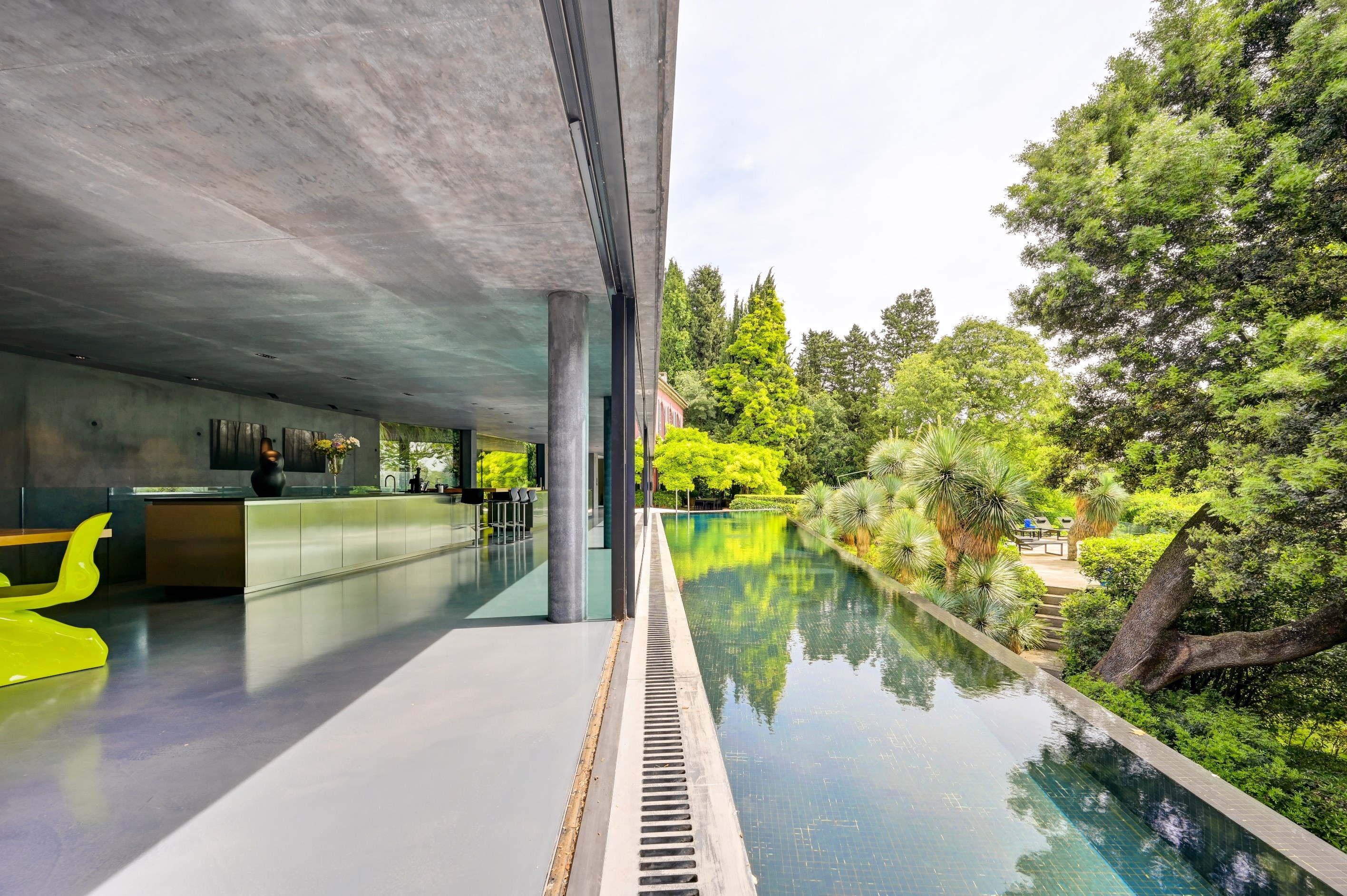  Exceptional contemporary property with views over Avignon - 物件實景