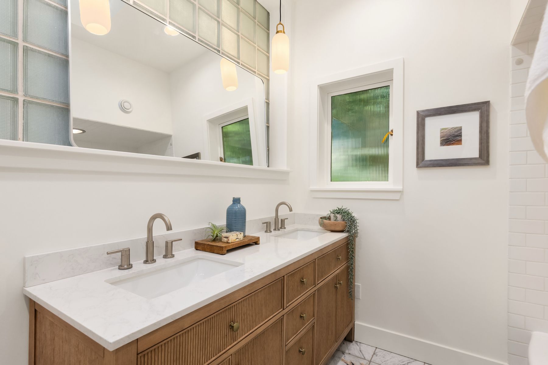  9453 Olympus Beach Rd NE, Bainbridge Island, WA 98110 - 物件實景