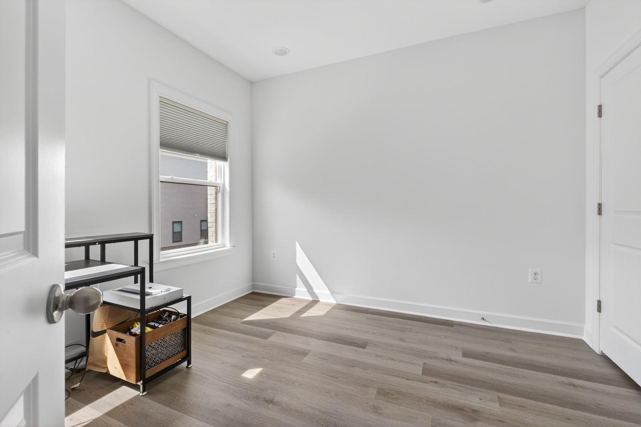  4991 Longmire Way, Chantilly, VA, 20151 - 物件實景