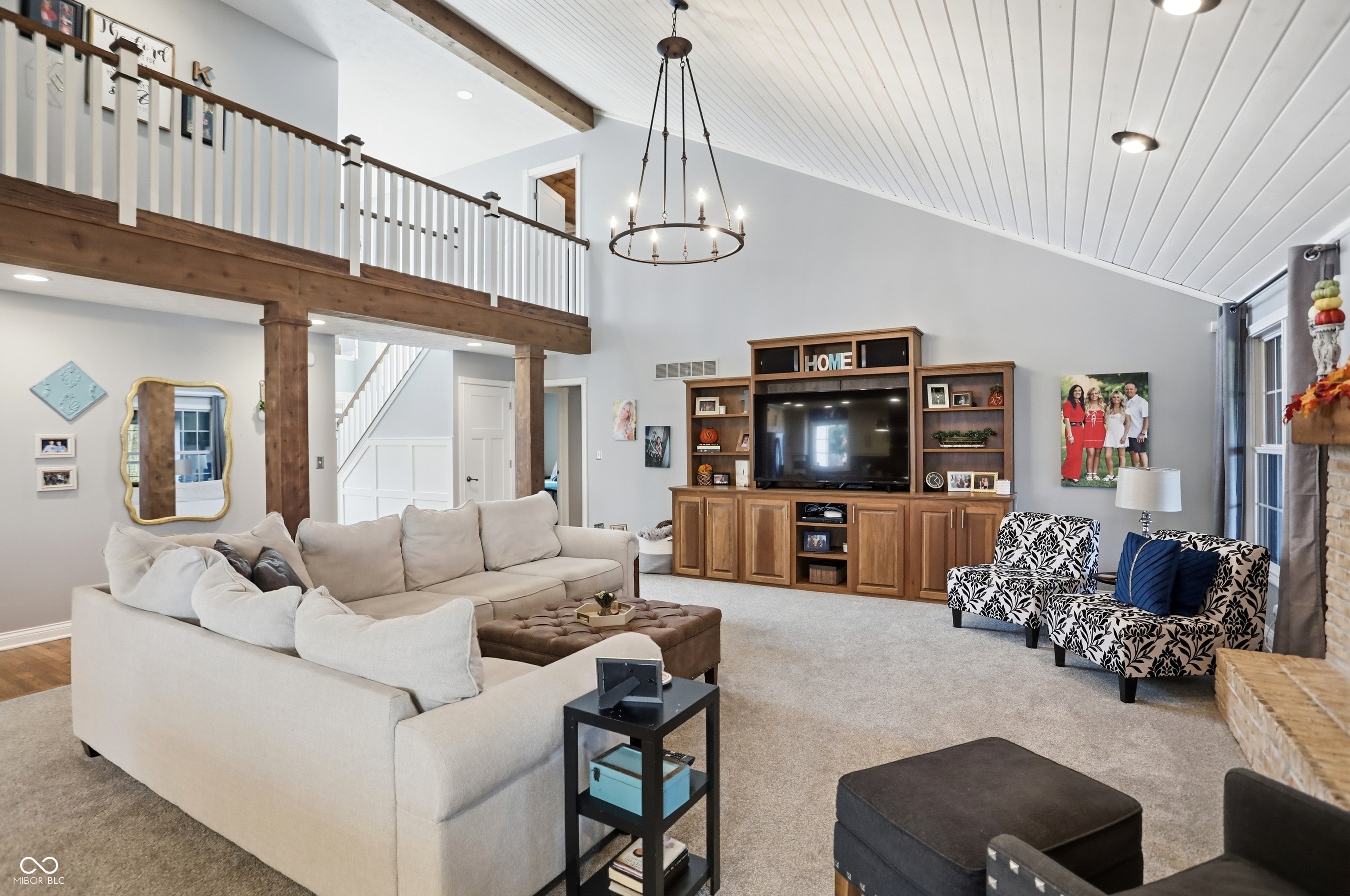 Bargersville, Indiana, 46106, United States, 5 Bedrooms Bedrooms, ,6 BathroomsBathrooms,Residential,For Sale,1992401