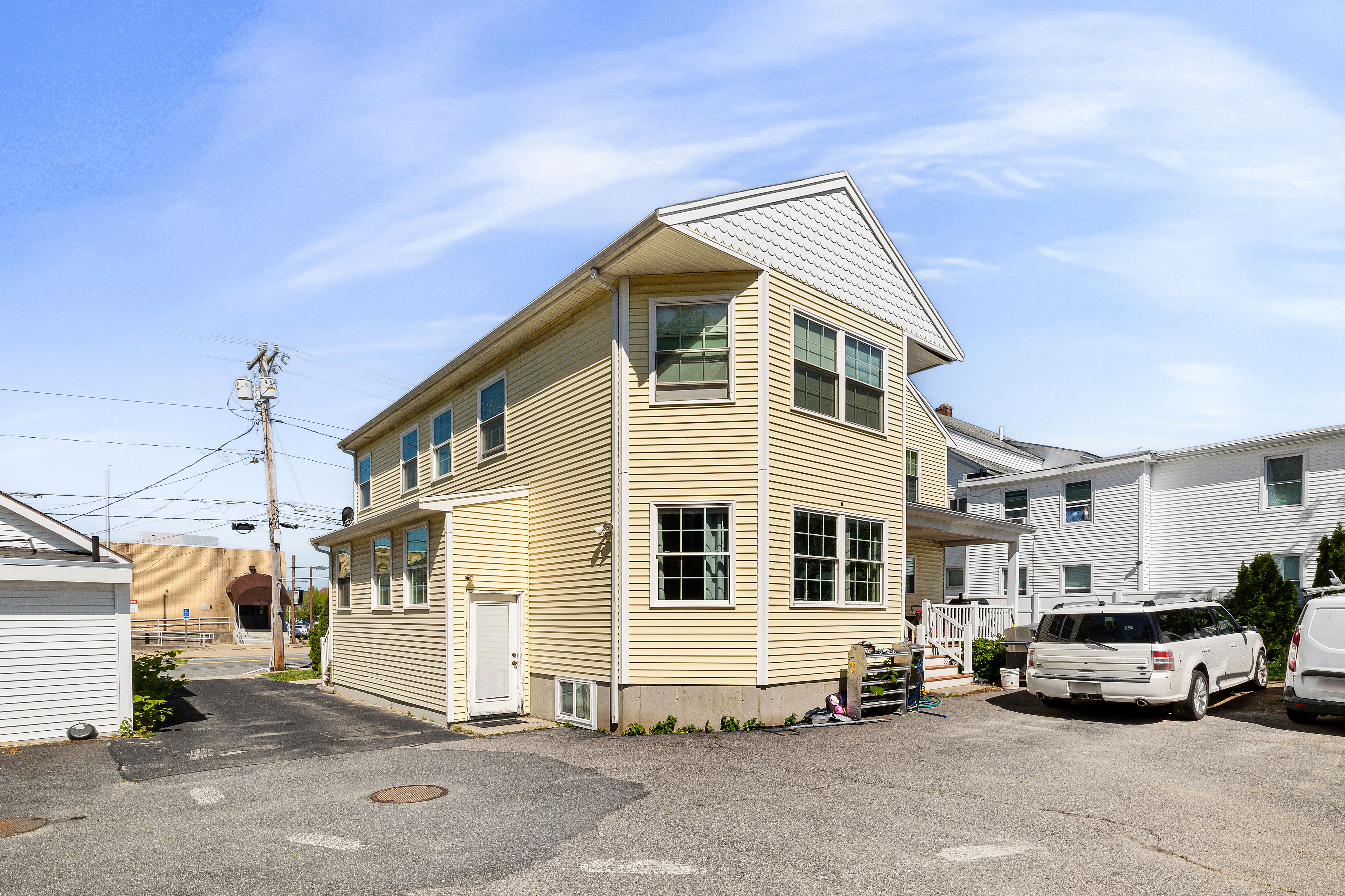  830 Washington Street, Unit 1, Stoughton, MA, 02072 - 物件實景