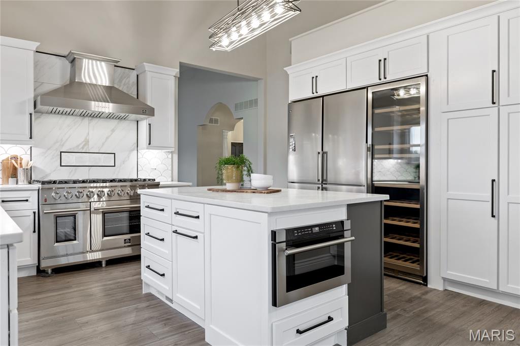 Weldon Spring, Missouri, 63304, United States, 3 Bedrooms Bedrooms, ,3 BathroomsBathrooms,Residential,For Sale,1989654