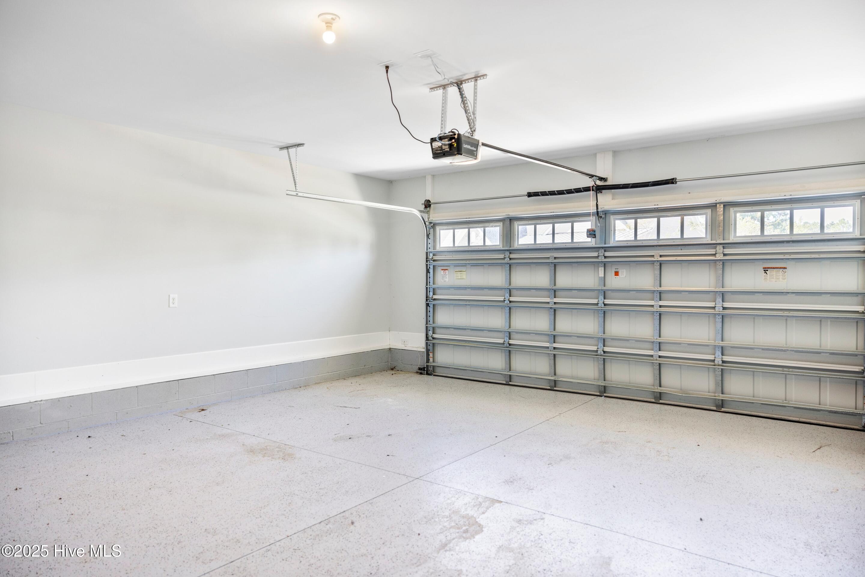 Leland, North Carolina, 28451, United States, 3 Bedrooms Bedrooms, ,3 BathroomsBathrooms,Residential,For Sale,1948682