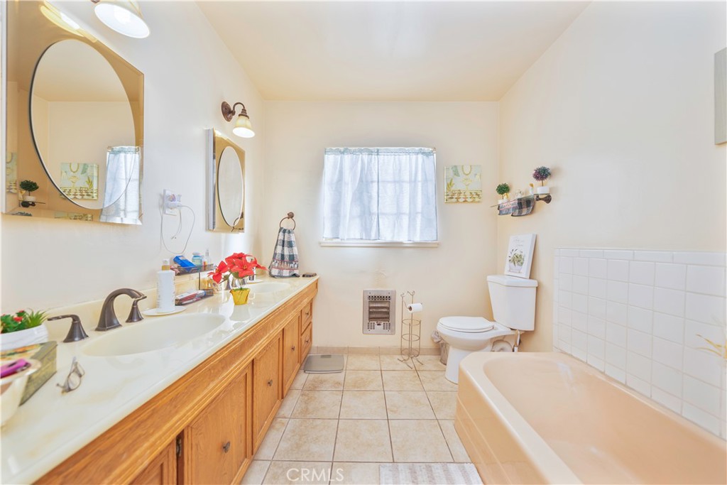 Monterey Park, California, 91755, United States, 3 Bedrooms Bedrooms, ,2 BathroomsBathrooms,Residential,For Sale,2005856