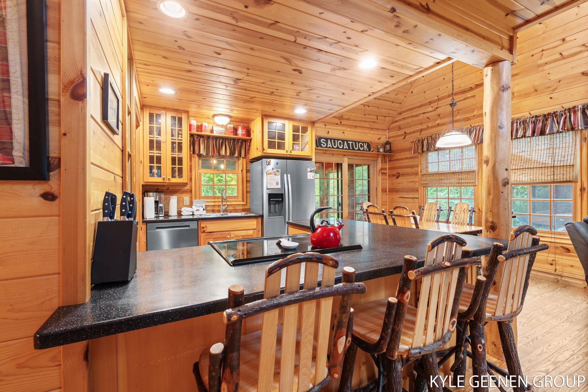 Saugatuck, Michigan, 49453, United States, 3 Bedrooms Bedrooms, ,2 BathroomsBathrooms,Residential,For Sale,1917281