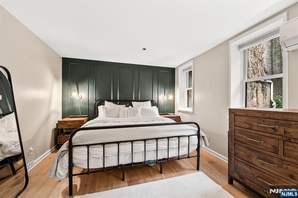 Hoboken, New Jersey, 07030, United States, 1 Bedroom Bedrooms, ,2 BathroomsBathrooms,Residential,For Sale,1987541