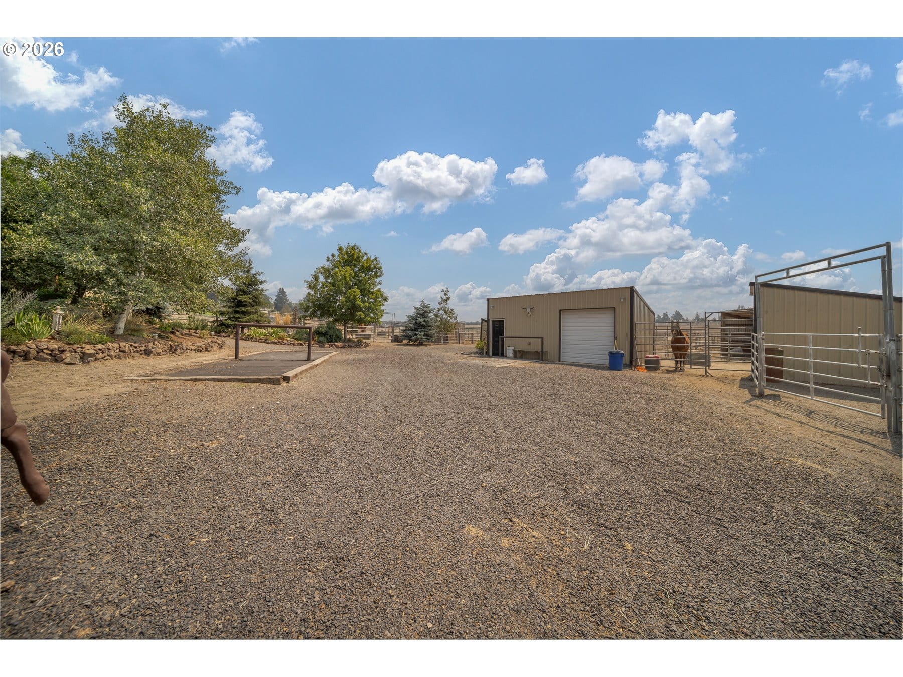 998 NE BROWN DR Madras, OR 97741 - 物件實景
