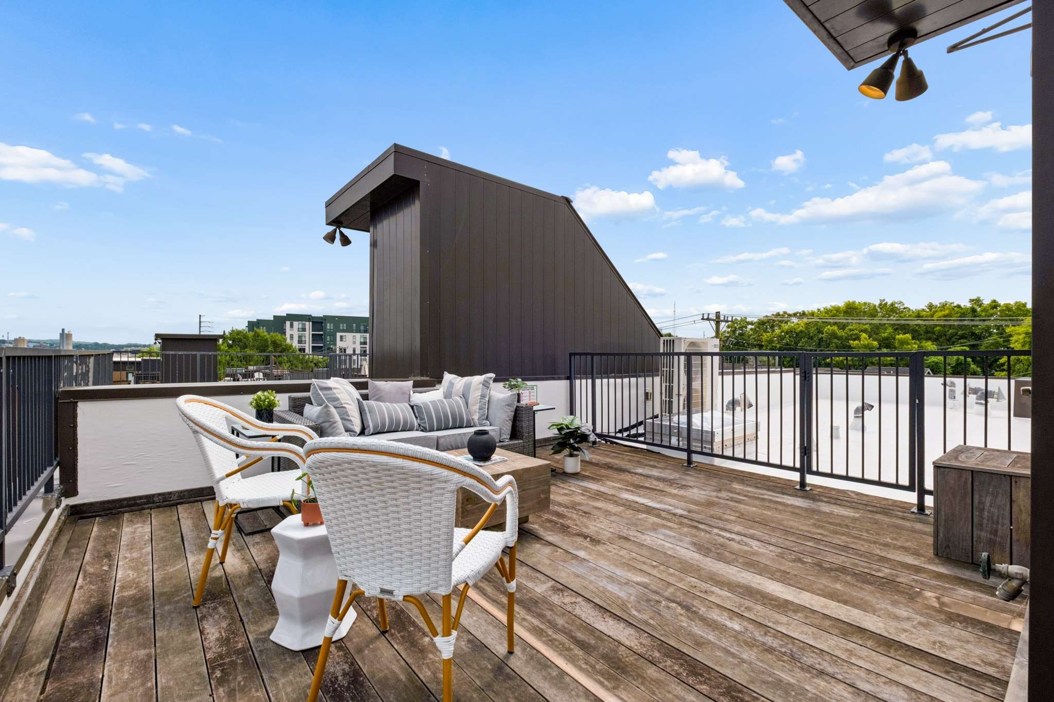  418 Van Buren St, Nashville, TN, 37208 - 物件實景