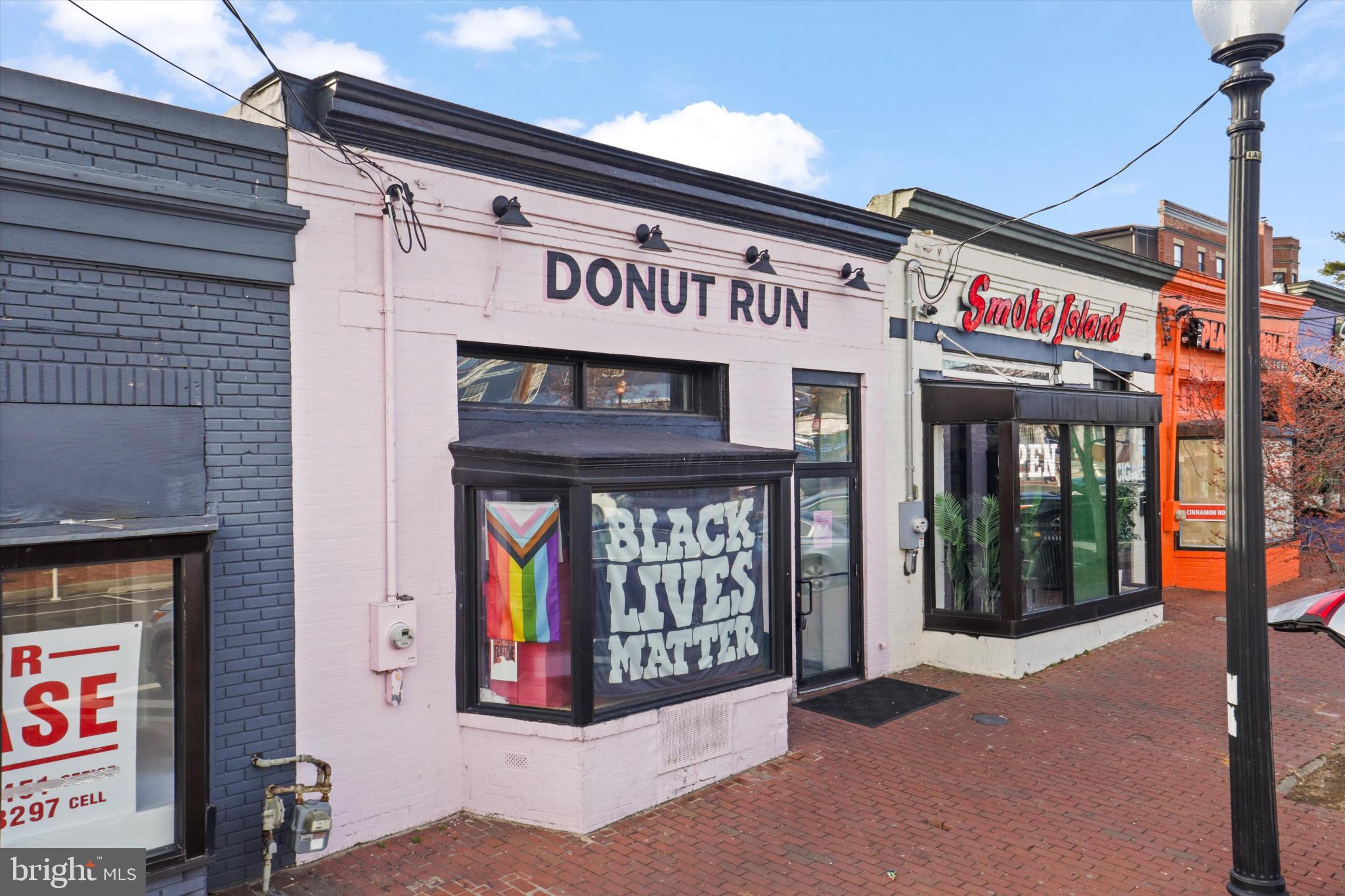 Washington, District of Columbia, 20012, United States, 2 Bedrooms Bedrooms, ,2 BathroomsBathrooms,Residential,For Sale,1983758