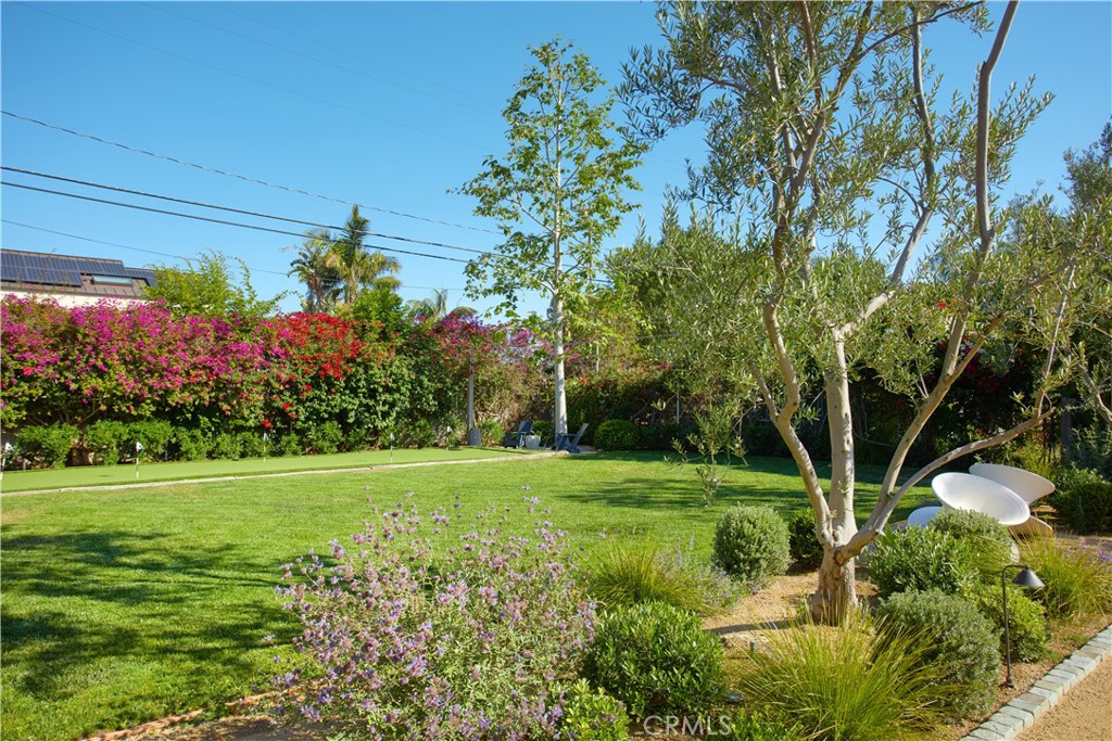 Newport Beach, California, 92660, United States, 4 Bedrooms Bedrooms, ,3 BathroomsBathrooms,Residential,For Sale,1927269