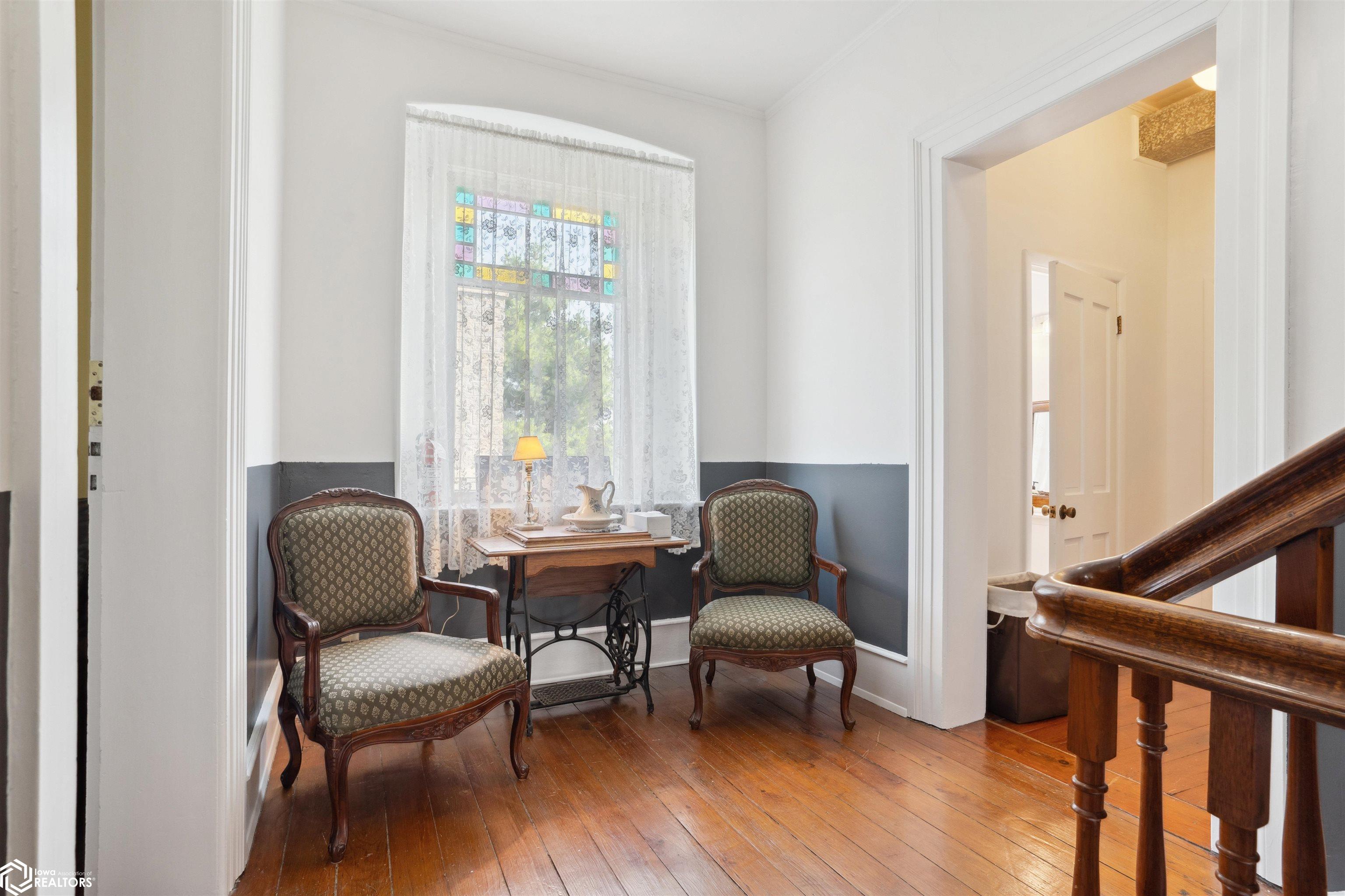 Dallas City, Illinois, 62330, United States, 8 Bedrooms Bedrooms, ,7 BathroomsBathrooms,Residential,For Sale,1980104