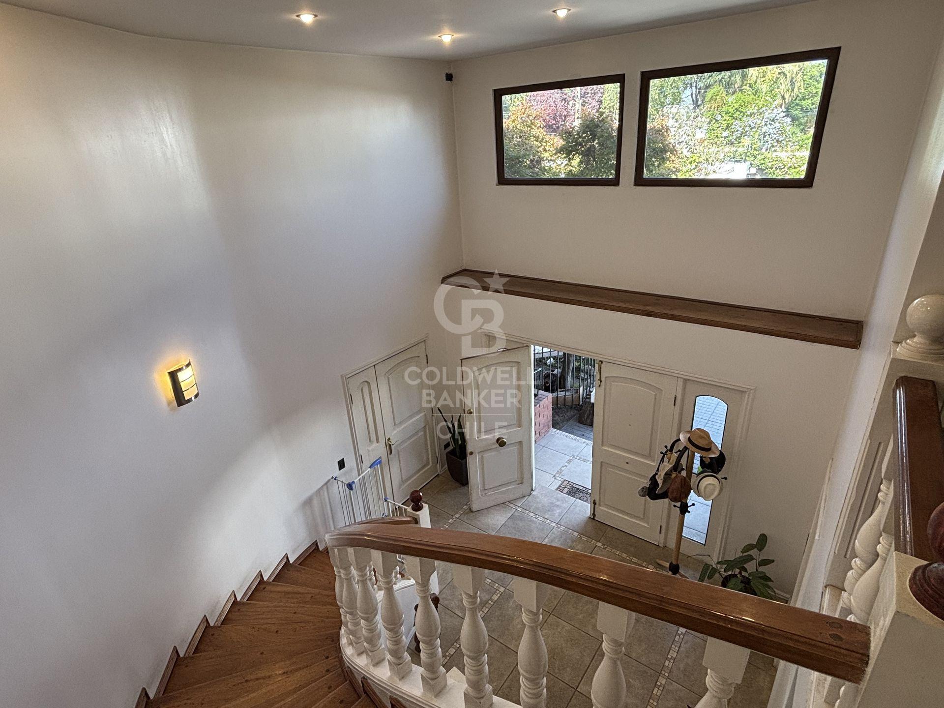 La Reina, Chile, 5 Bedrooms Bedrooms, ,5 BathroomsBathrooms,Residential,For Sale,1779147