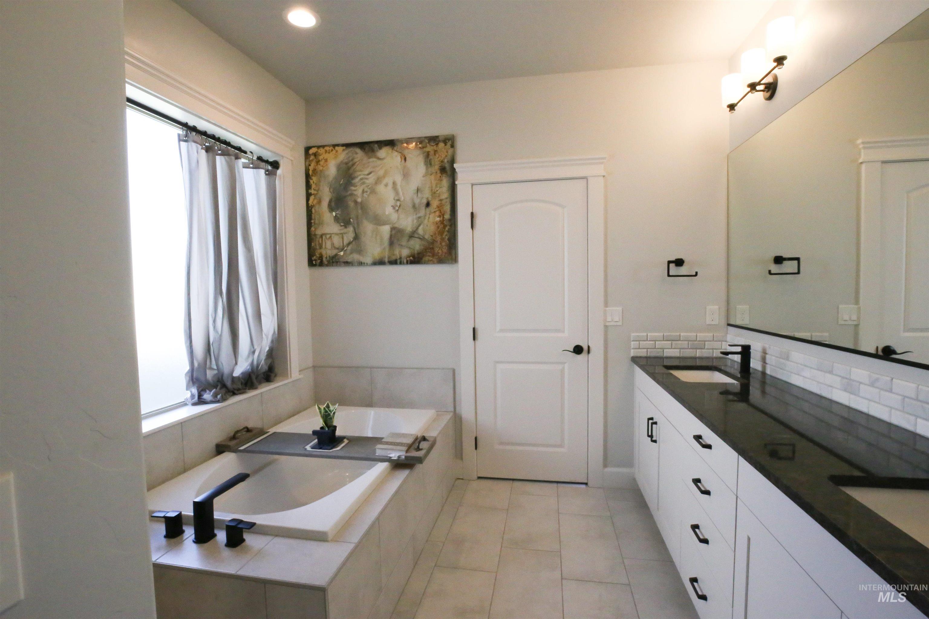 Meridian, Idaho, 83646, United States, 3 Bedrooms Bedrooms, ,2 BathroomsBathrooms,Residential,For Sale,1960582